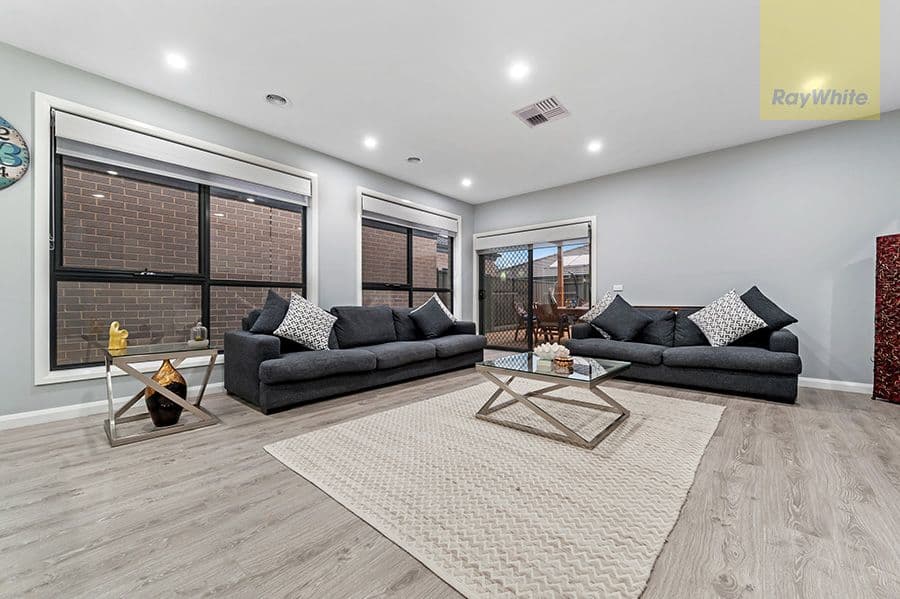 19 Pioneer Street, Craigieburn VIC 3064, Craigieburn - Thumbnail 5