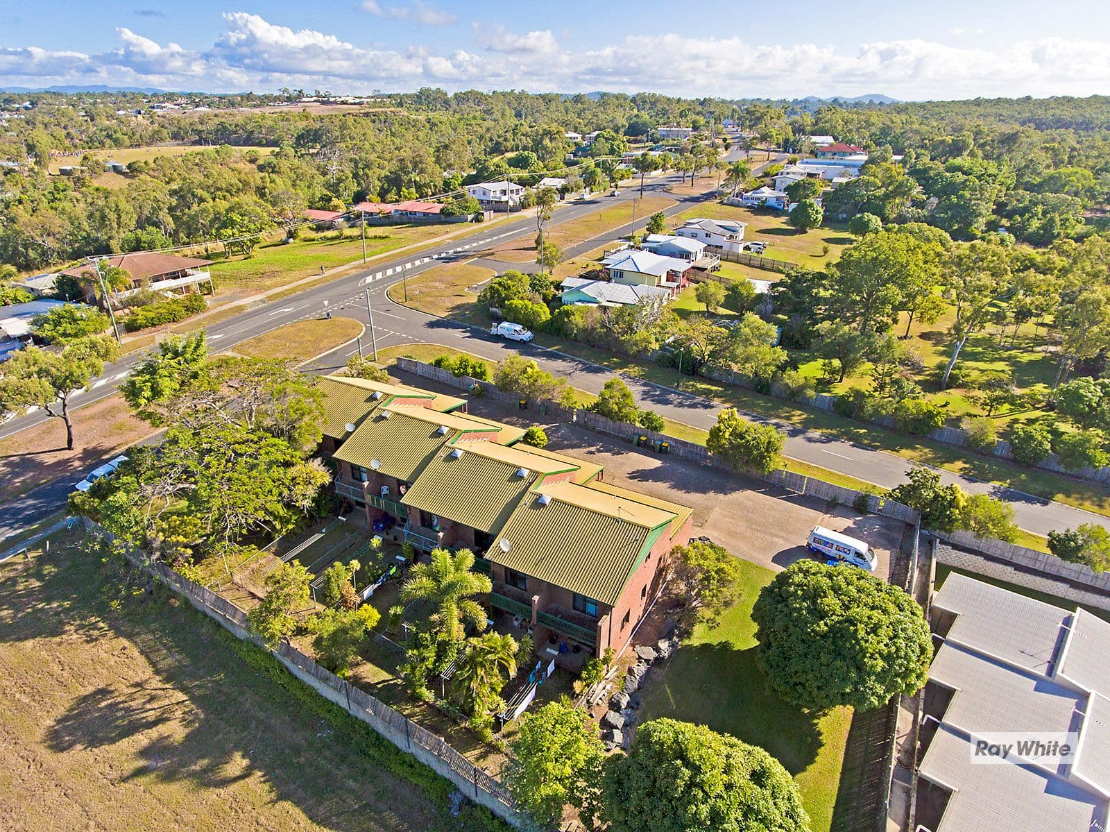 37 Rockhampton Road, Yeppoon QLD 4703, Yeppoon - Thumbnail 5