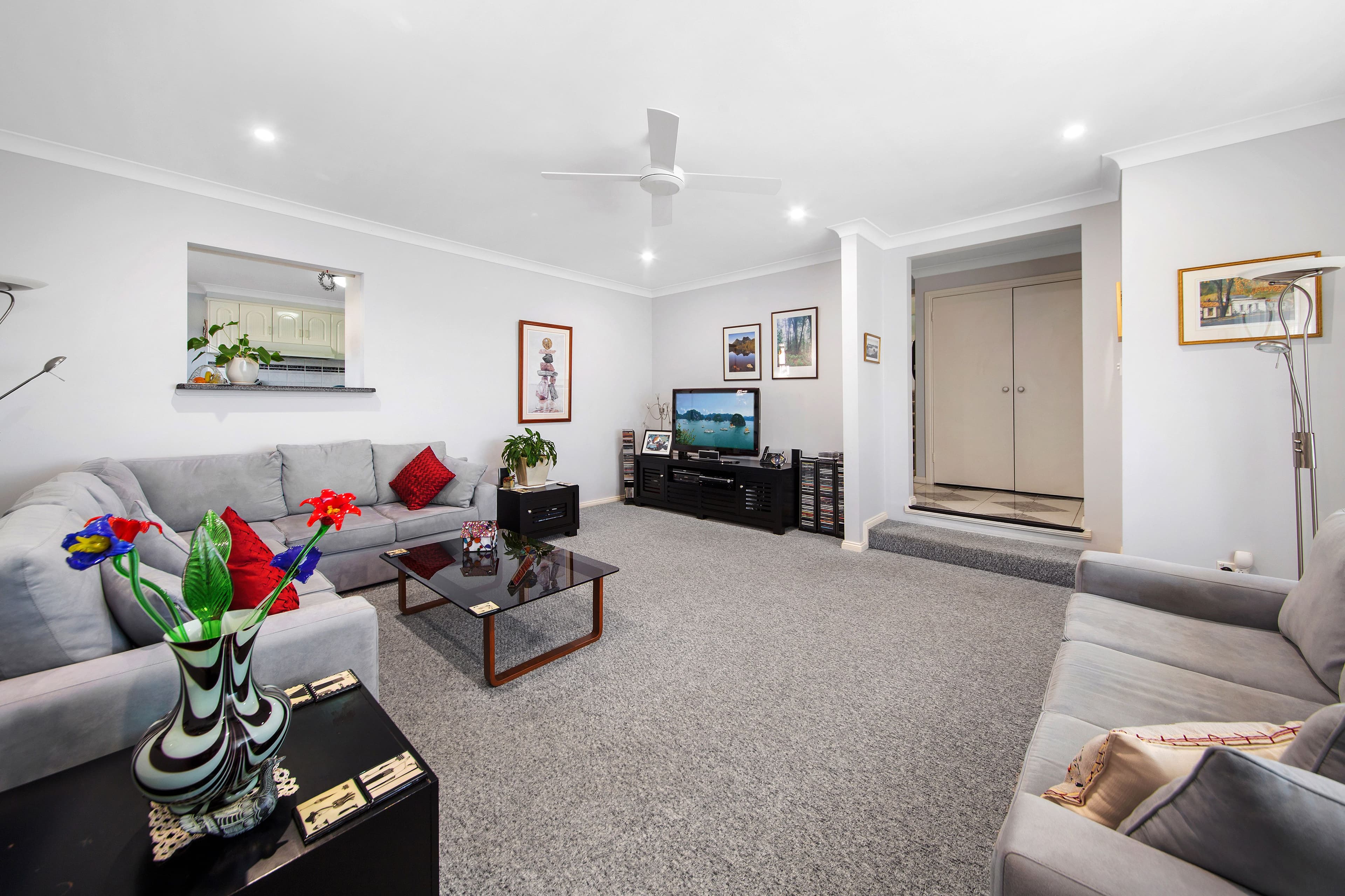 33 Mariner Road, Illawong NSW 2234, Illawong - Thumbnail 2
