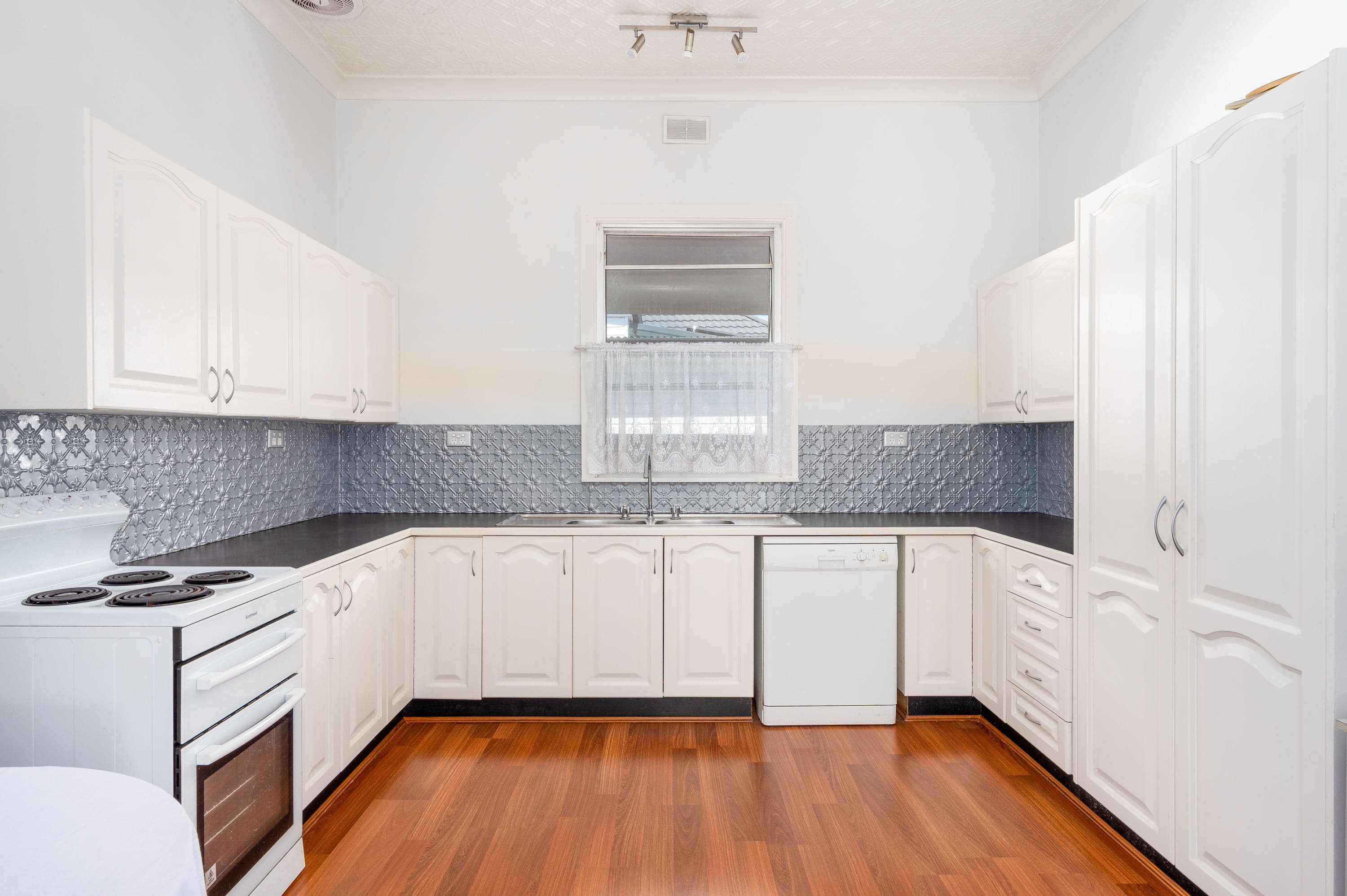 18 Pitt Street, Singleton NSW 2330, Singleton - Thumbnail 8