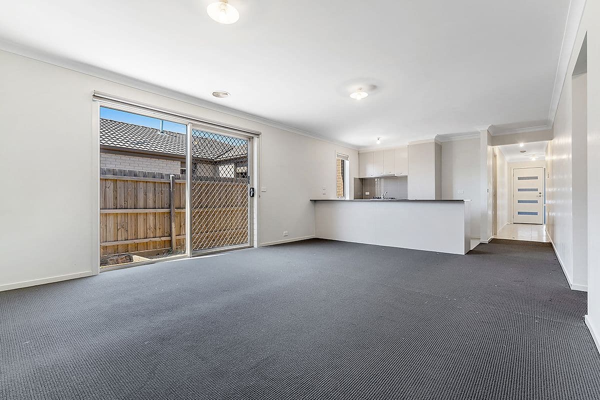 8 Stringybark Avenue, Wallan VIC 3756, Wallan - Thumbnail 6