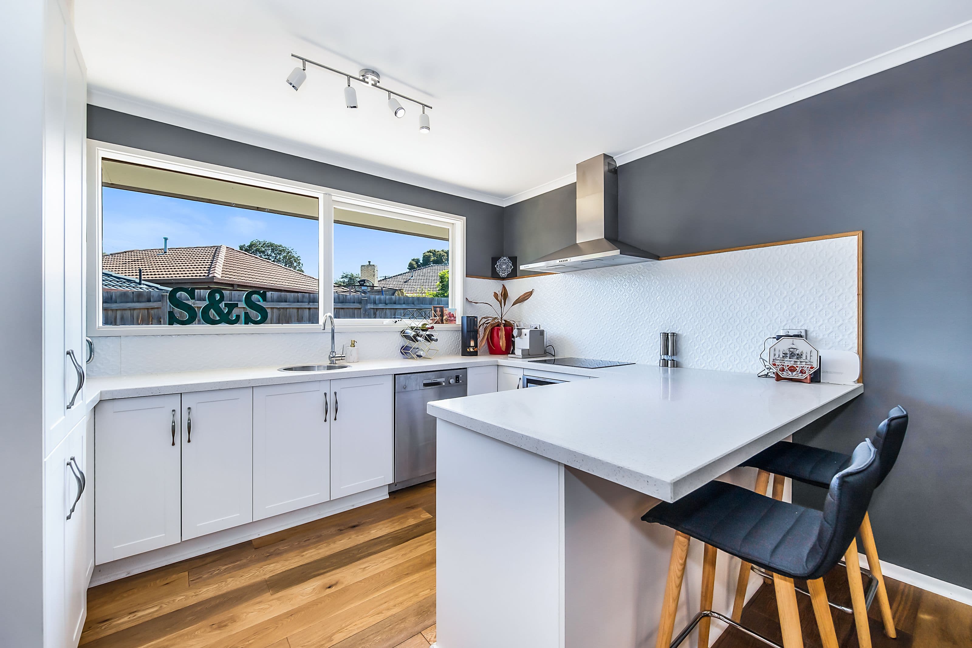 46 Grenfell Road, Mount Waverley VIC 3149, Mount Waverley - Thumbnail 4