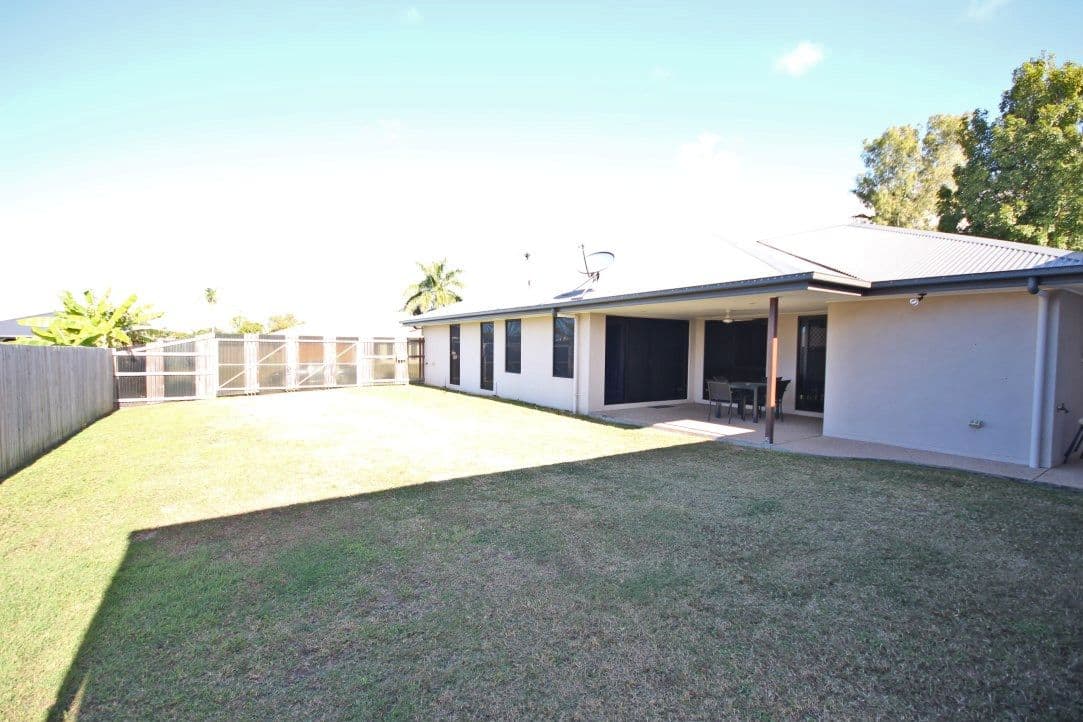 5 Pacific Avenue, Sarina QLD 4737, Sarina - Thumbnail 2