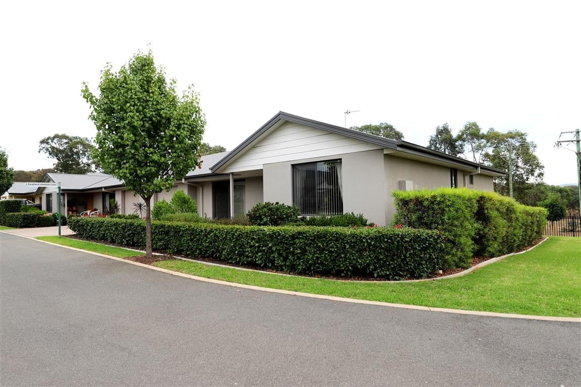 84 Currawong Road, Tumut - Image 1