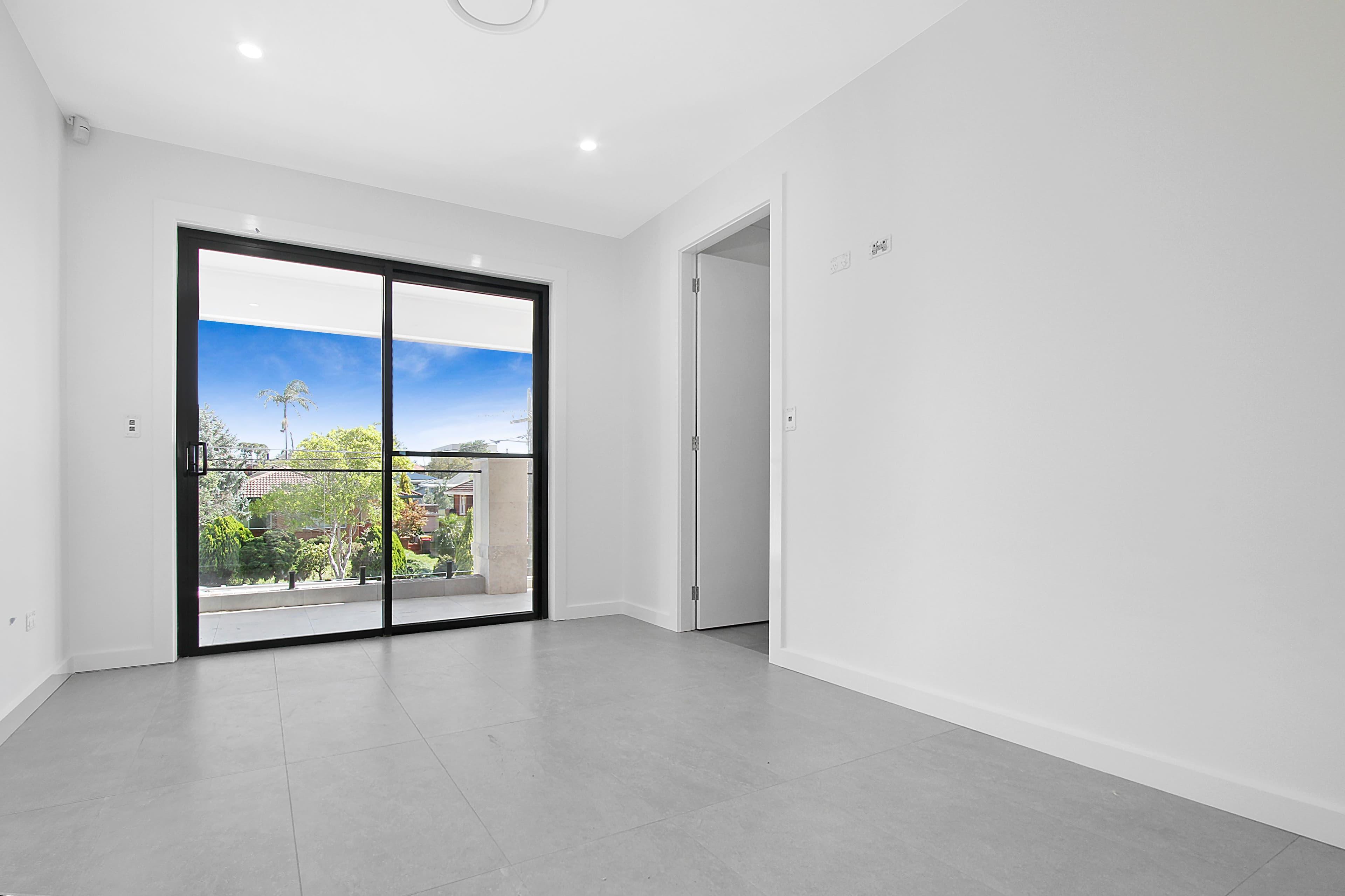 13 Buckwall Avenue, Greenacre NSW 2190, Greenacre - Thumbnail 4