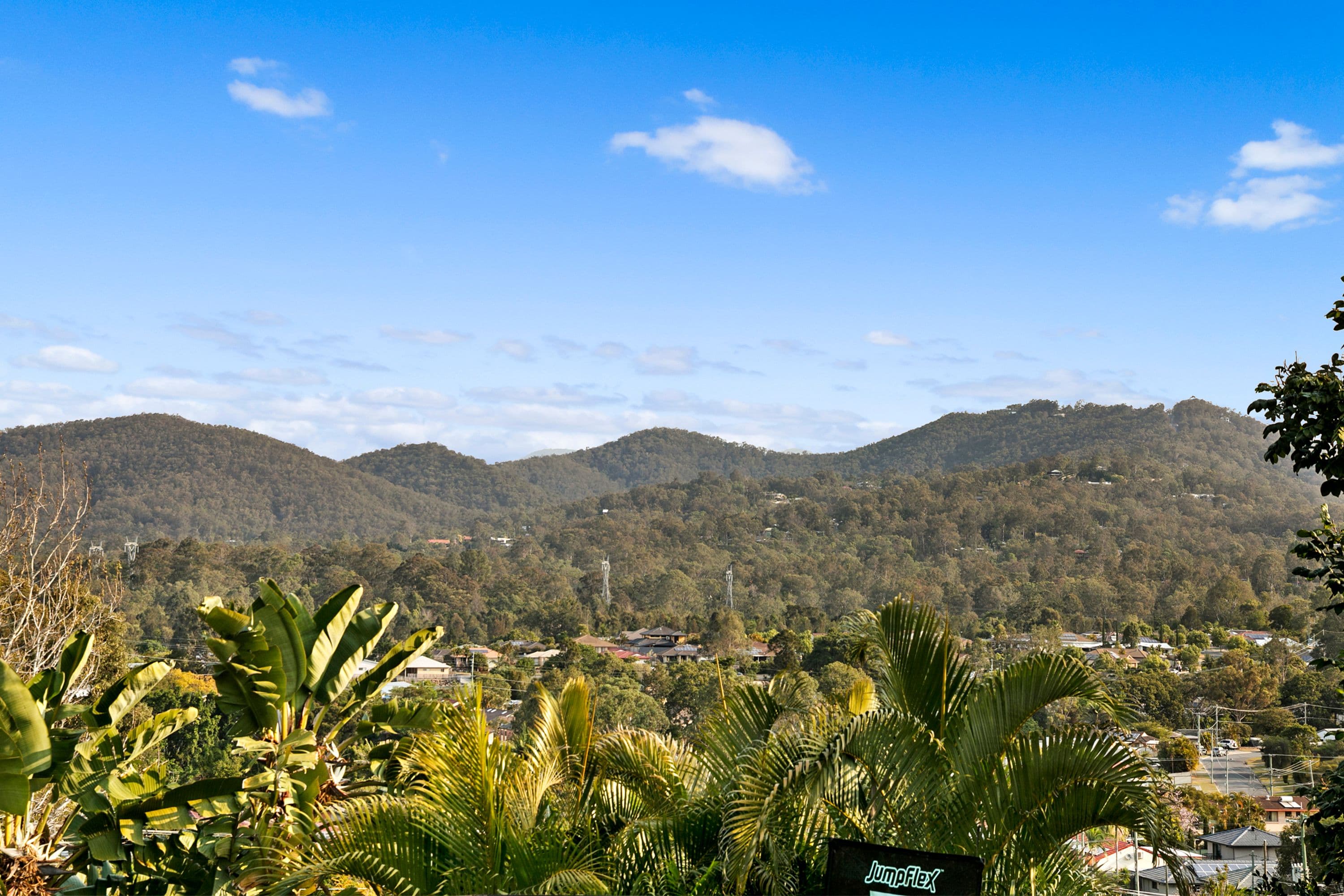 9 Eclipse Court, Mudgeeraba QLD 4213, Mudgeeraba - Thumbnail 2