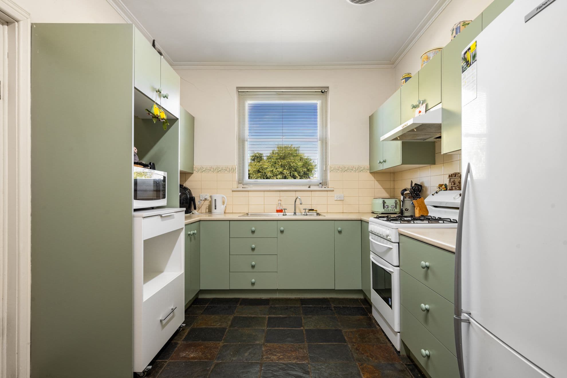 47 Boandik Terrace, Mount Gambier SA 5290, Mount Gambier - Thumbnail 2