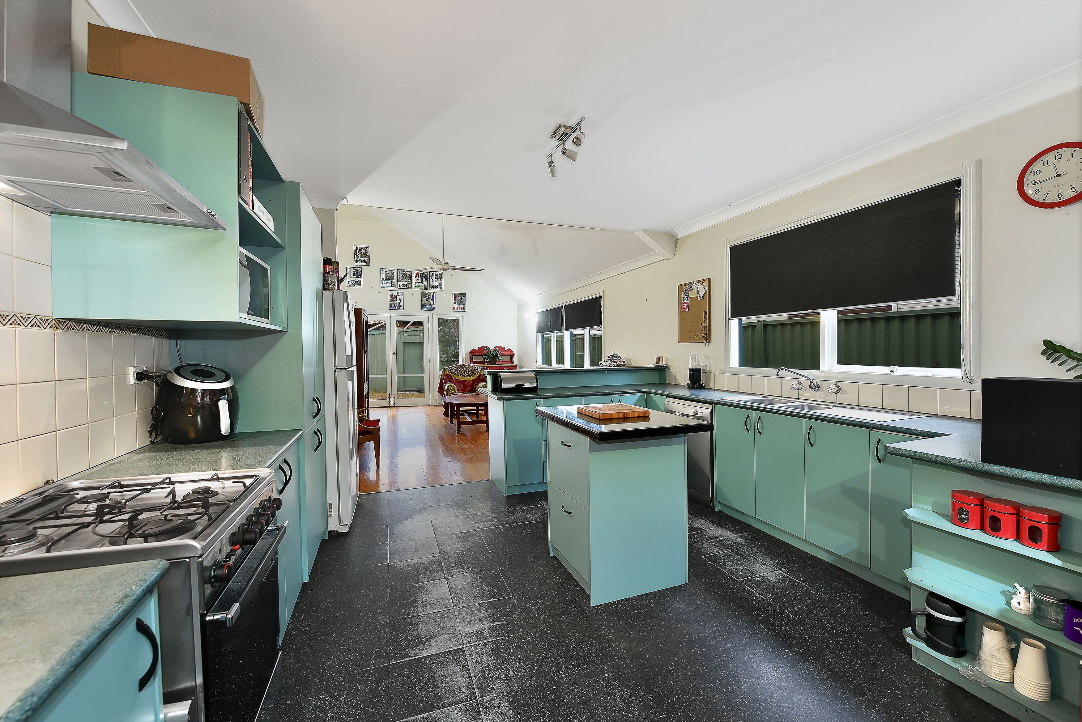 12 Liverpool Street, Coburg VIC 3058, Coburg - Thumbnail 2