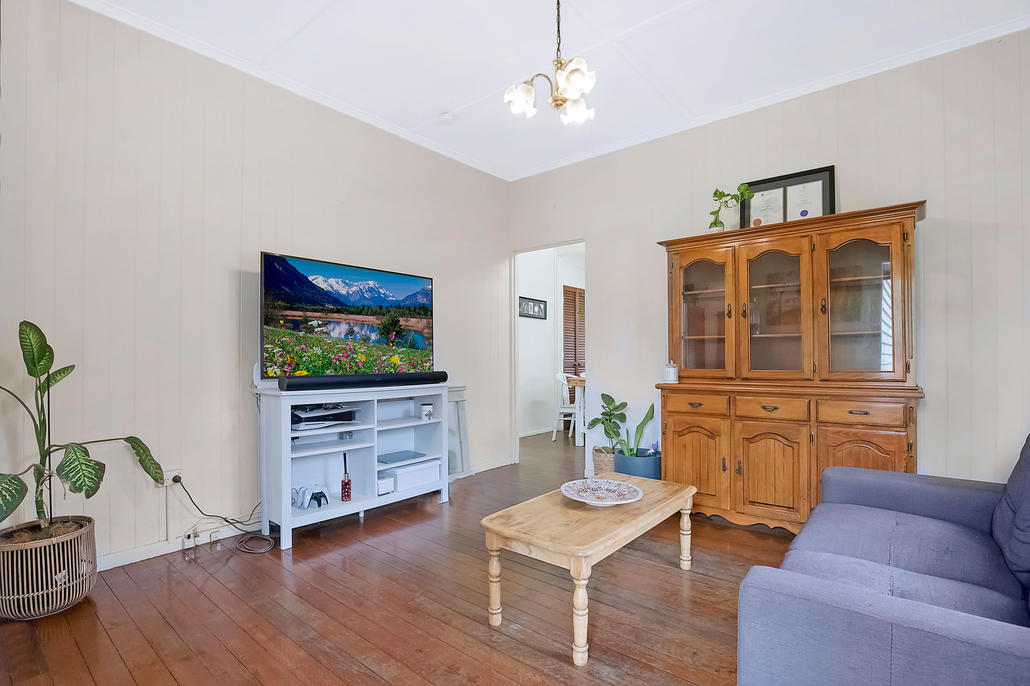 33 Stella Street, Holland Park QLD 4121, Holland Park - Thumbnail 3