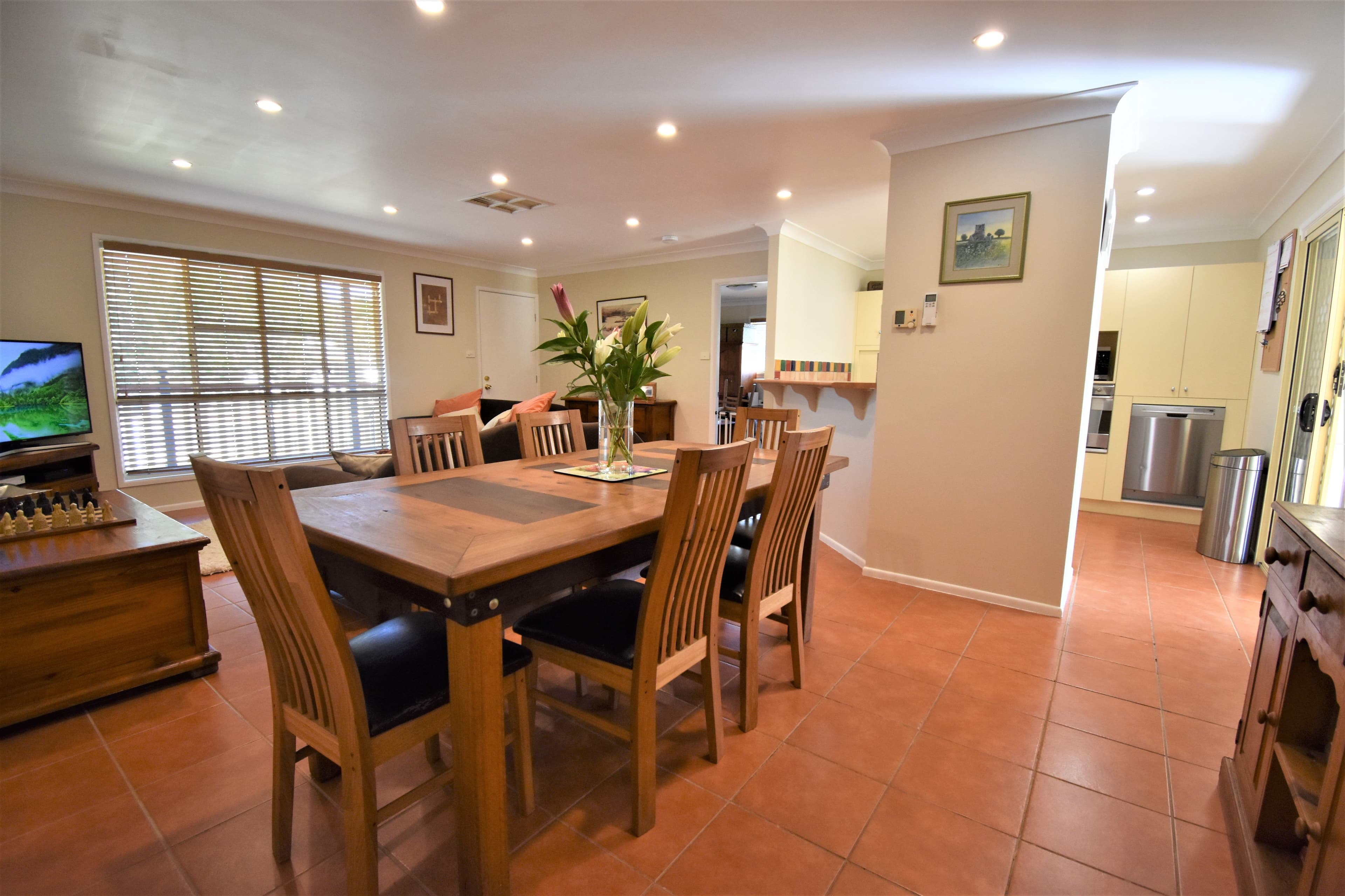 10 Jabiru Street, Longreach QLD 4730, Longreach - Thumbnail 4