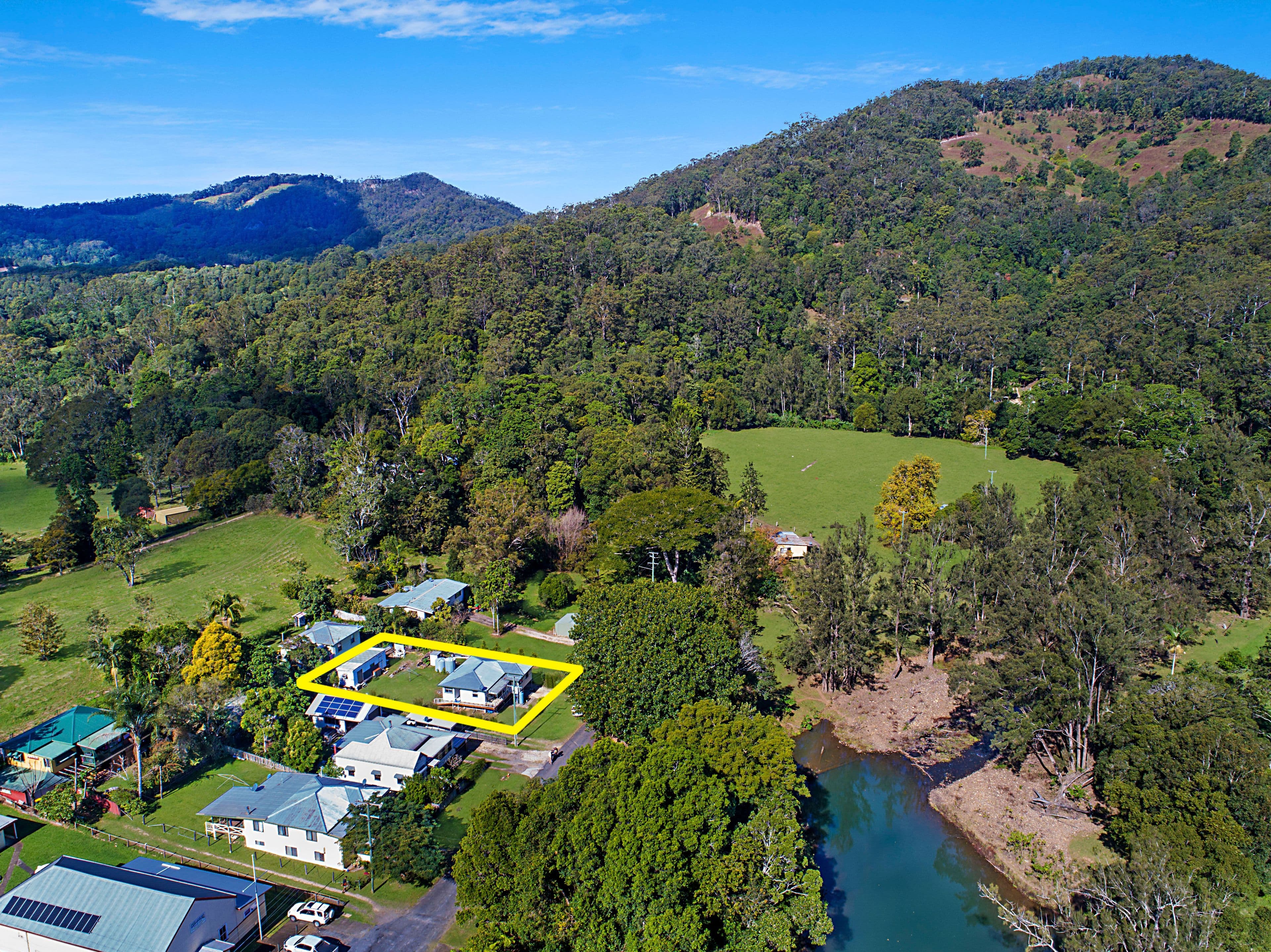 13 Satinwood Place, Chillingham - Image 1