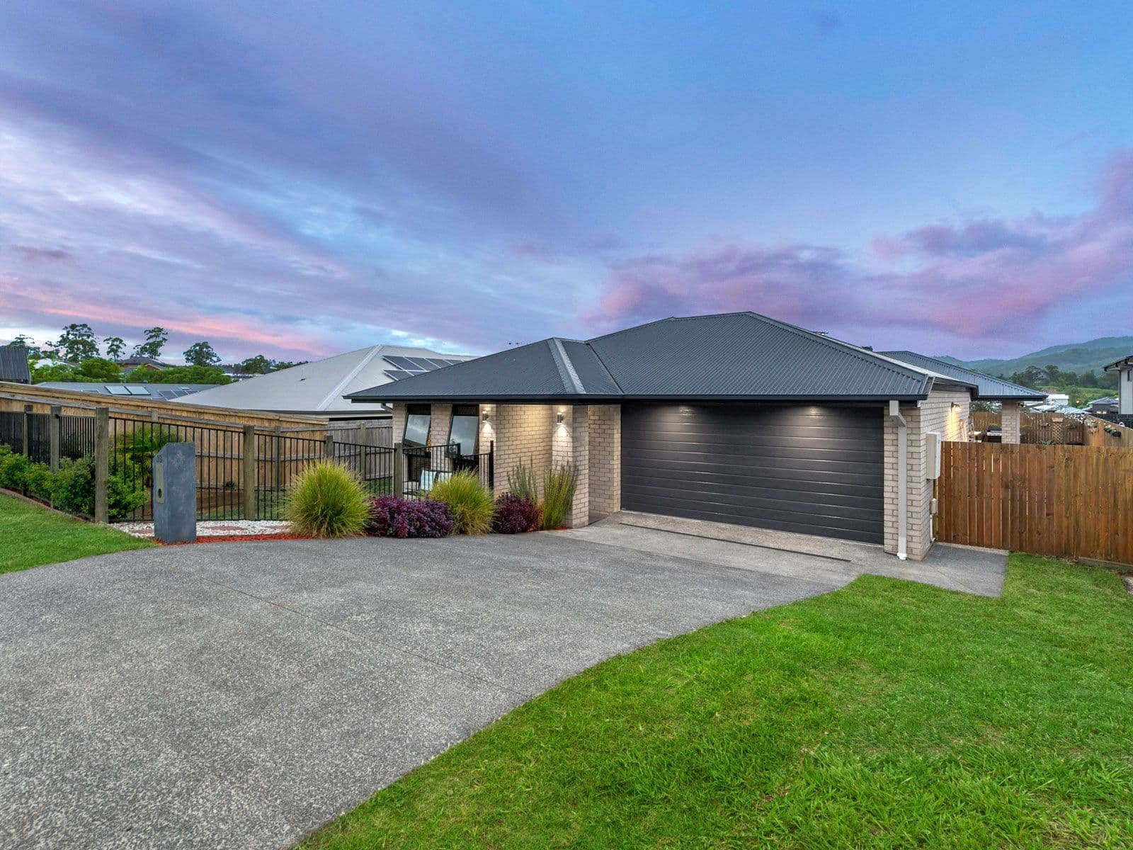 28 Budgerigar Street, Upper Kedron QLD 4055, Upper Kedron - Image 1