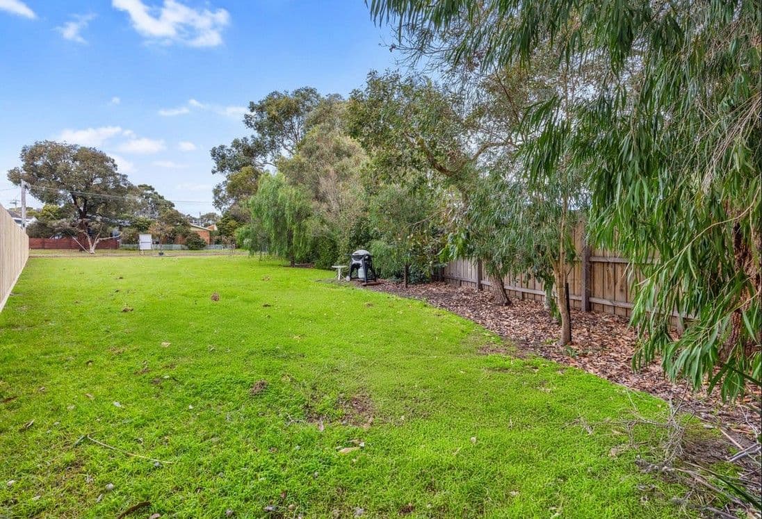 14 Vaughan Street, Cowes VIC 3922, Cowes - Thumbnail 4
