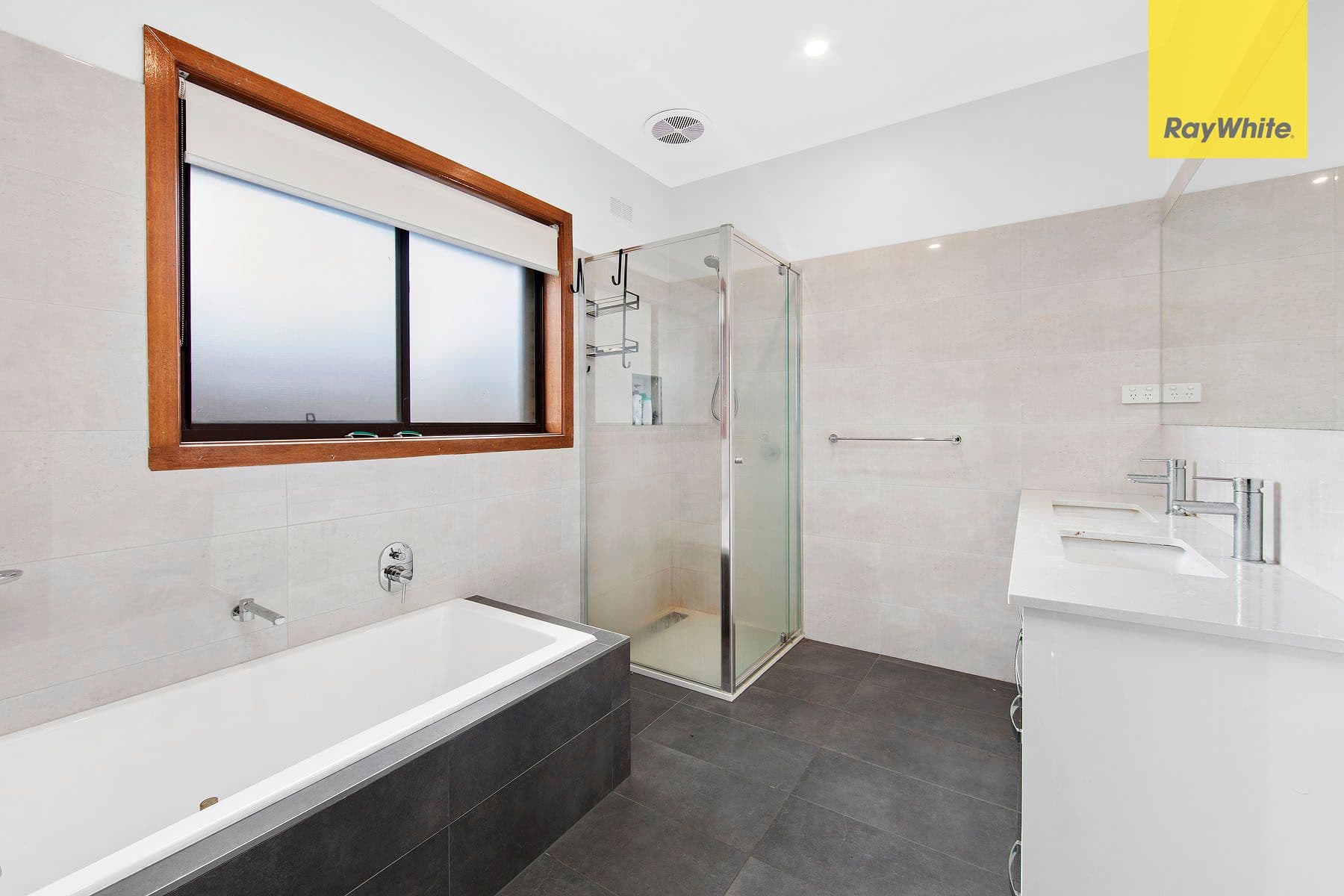 34 Avondale Avenue, St Albans VIC 3021, St Albans - Thumbnail 6