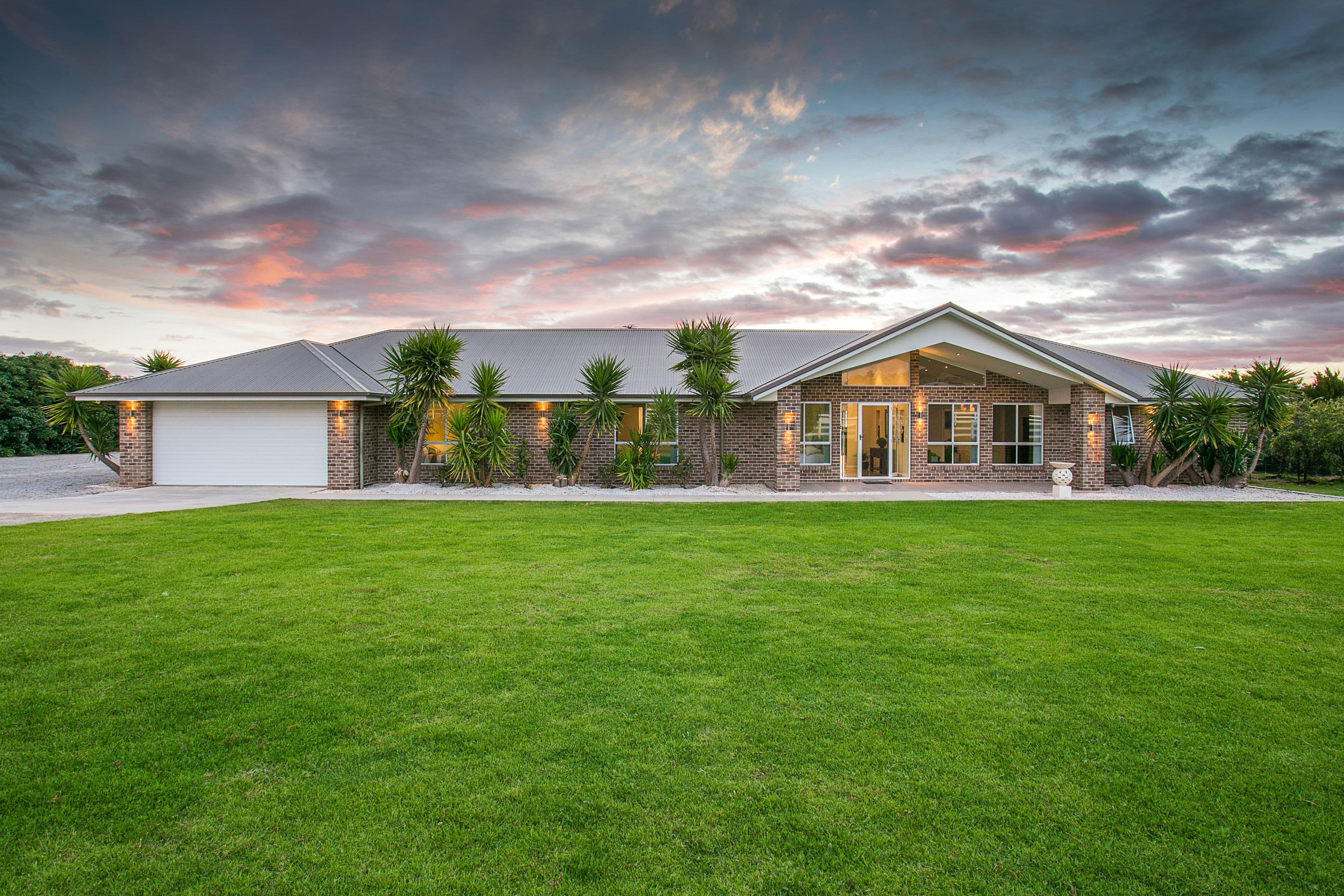 15 Sequoia Drive, Tamworth NSW 2340, Tamworth - Thumbnail 2