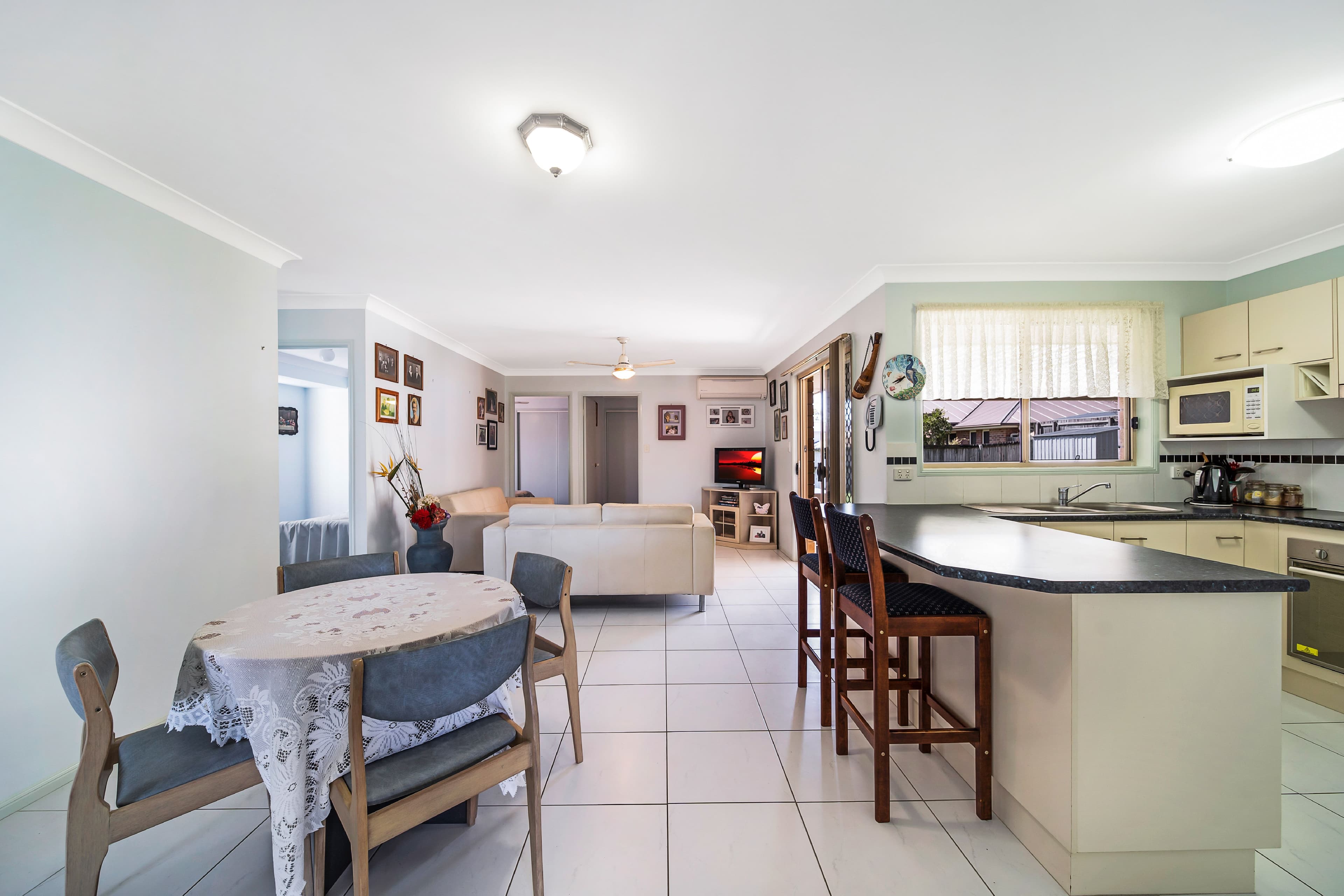 14 Lincoln Court, Heritage Park QLD 4118, Heritage Park - Thumbnail 4