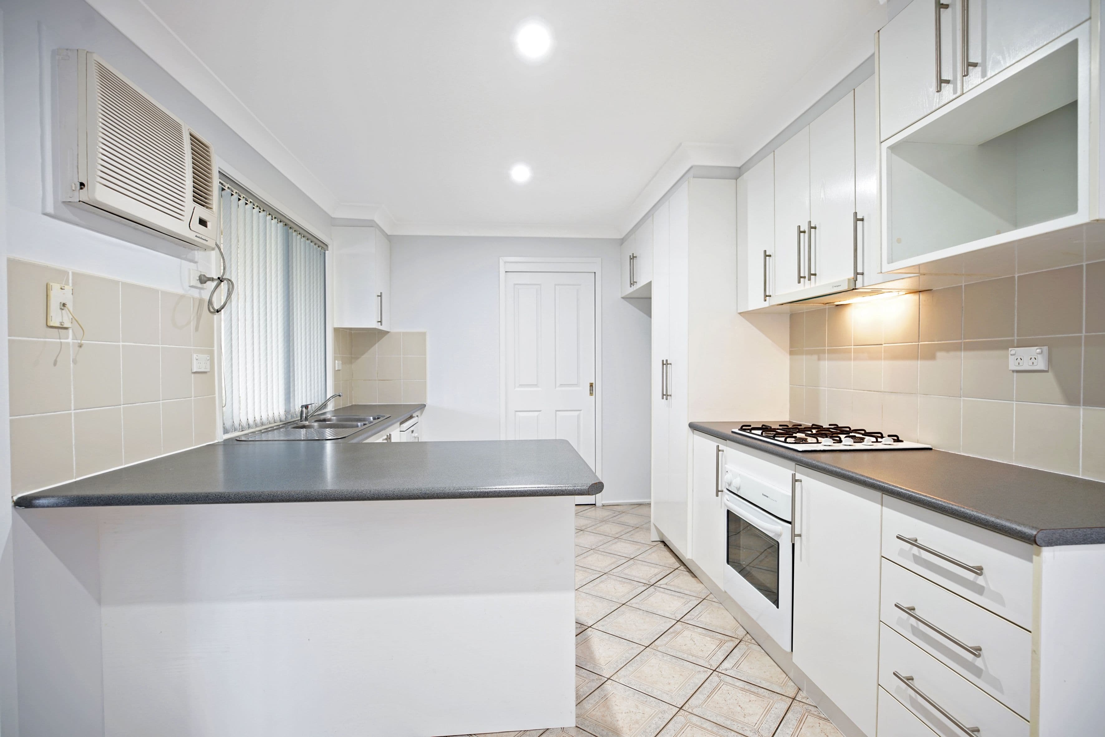 29 Greenbank Drive, Werrington Downs - Thumbnail 4