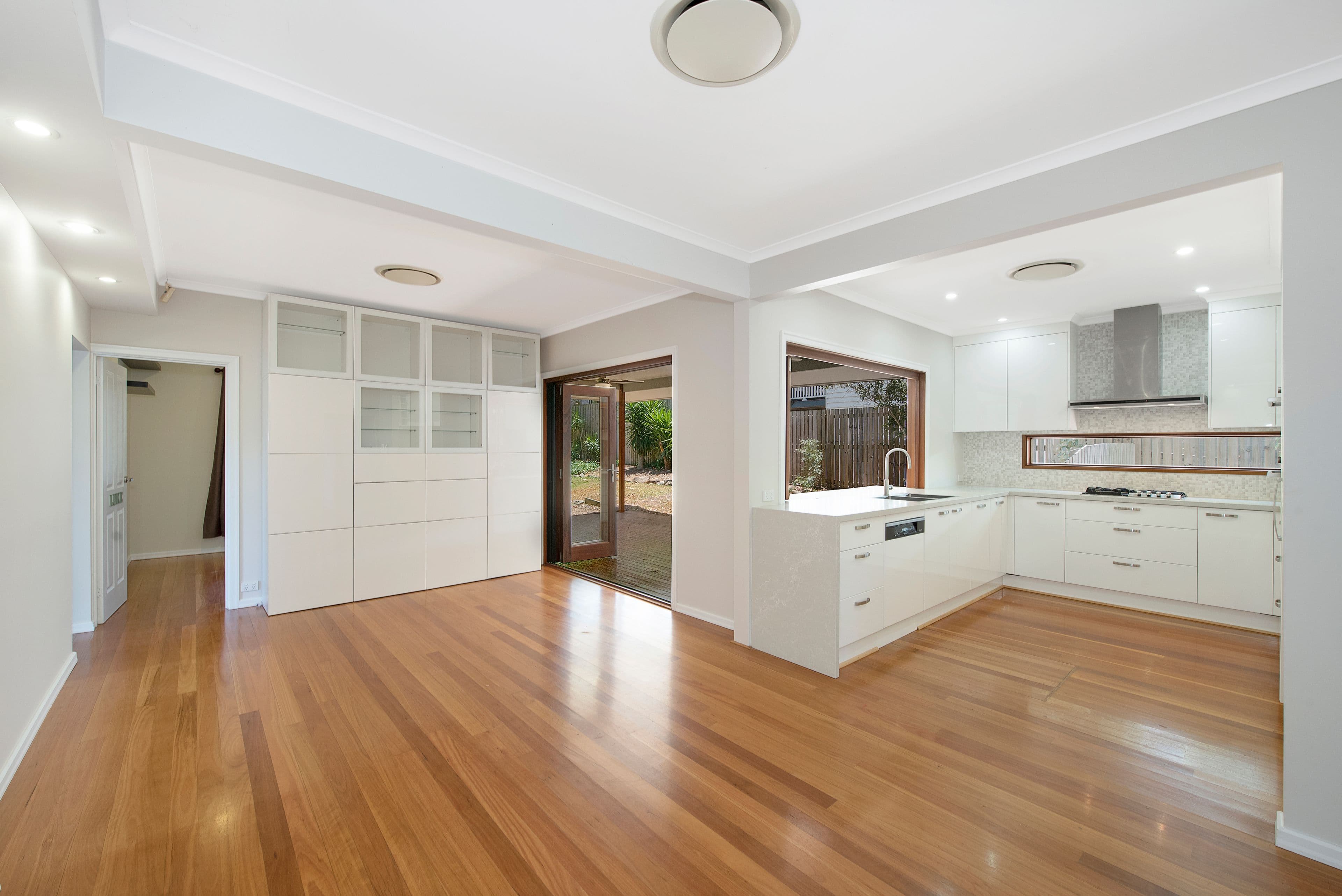 10 Broadbent Street, Ashgrove QLD 4060, Ashgrove - Thumbnail 3