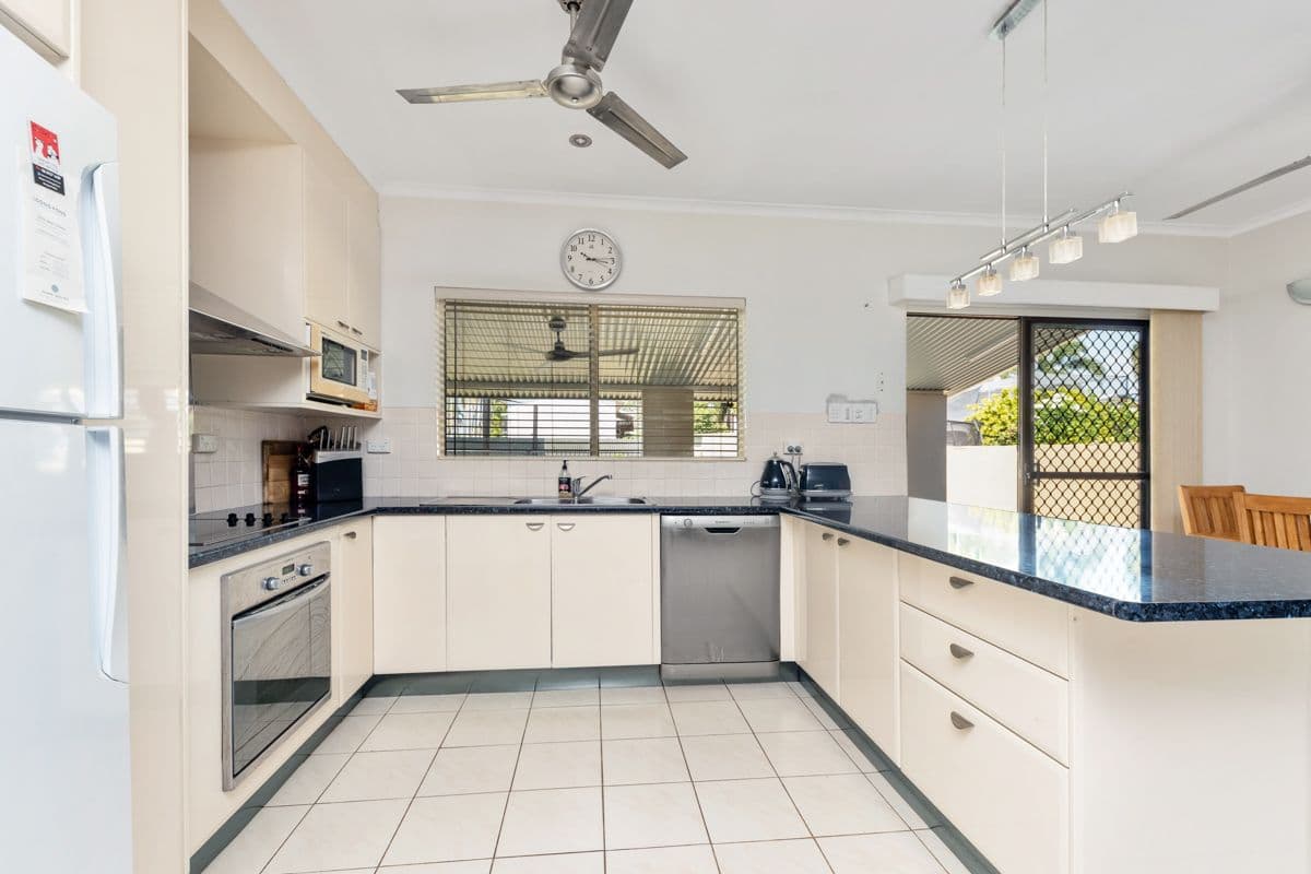 12 Exmouth Court, Leanyer NT 0812, Leanyer - Thumbnail 2
