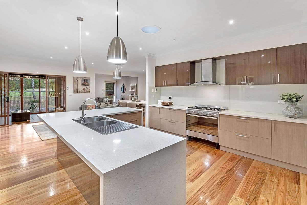 12 Swansea Court, Craigieburn VIC 3064, Craigieburn - Thumbnail 4