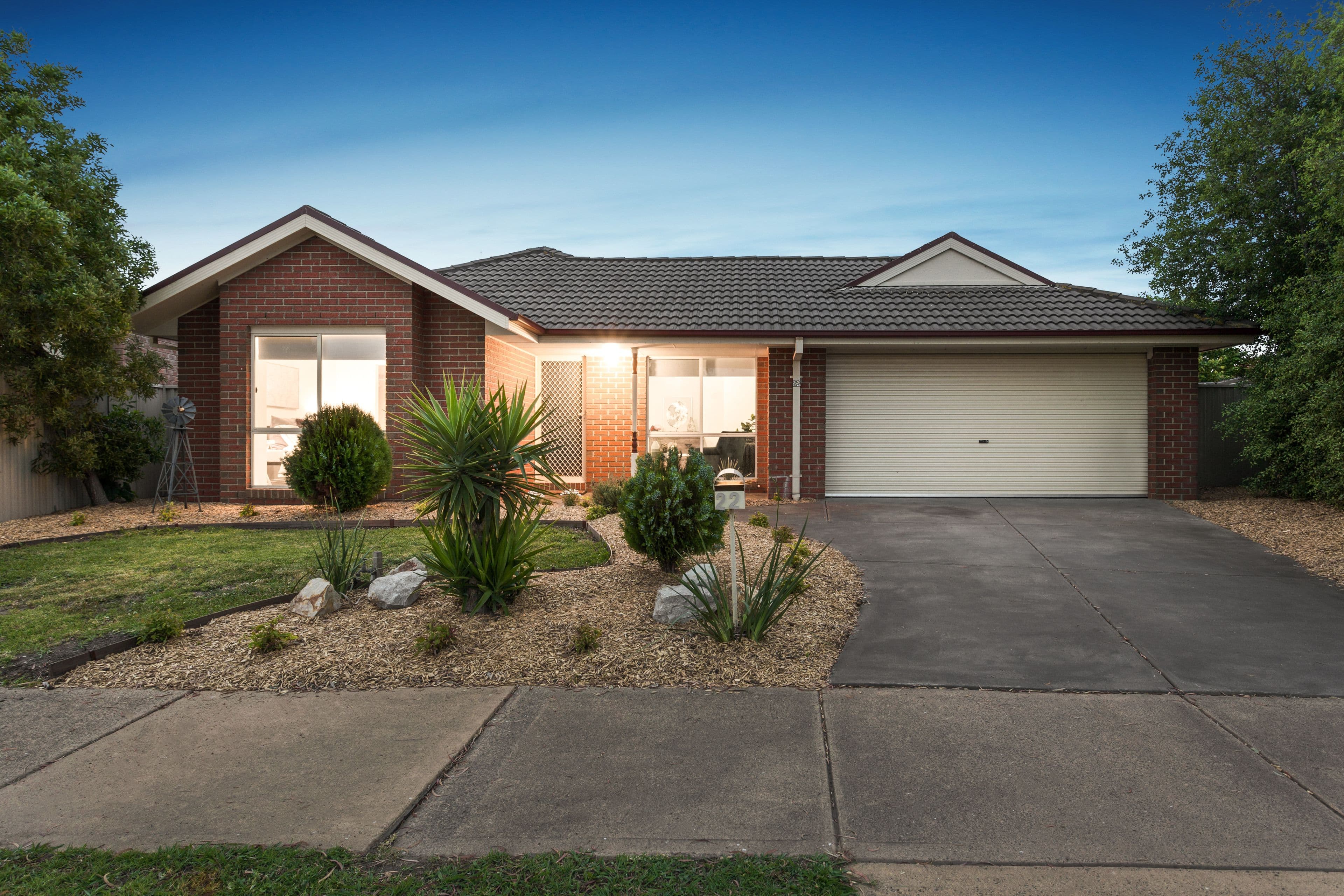 22 Ashwood Grove, Pakenham VIC 3810, Pakenham - Image 1