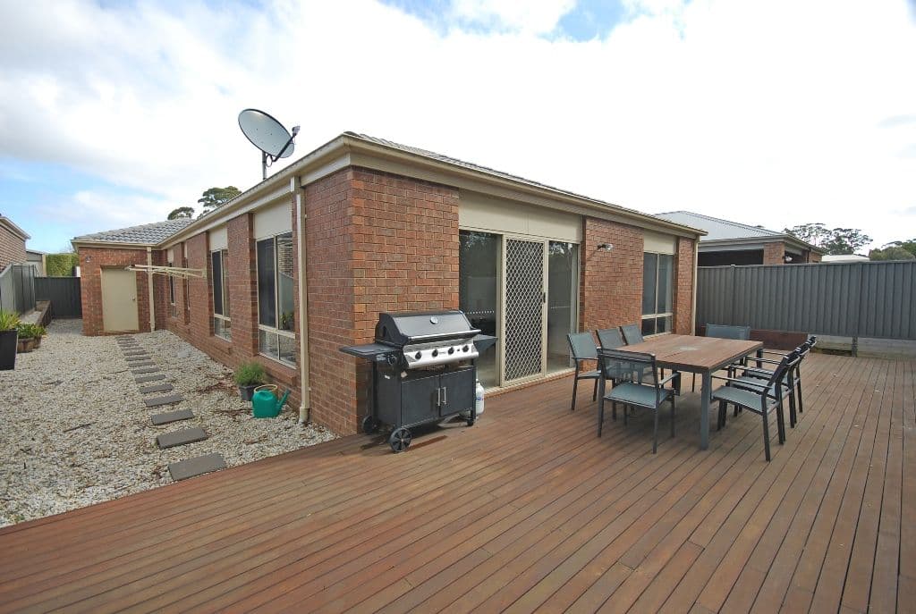 23 St Mirren Drive, Nerrina  Victoria  3350, Australia, Nerrina - Thumbnail 2