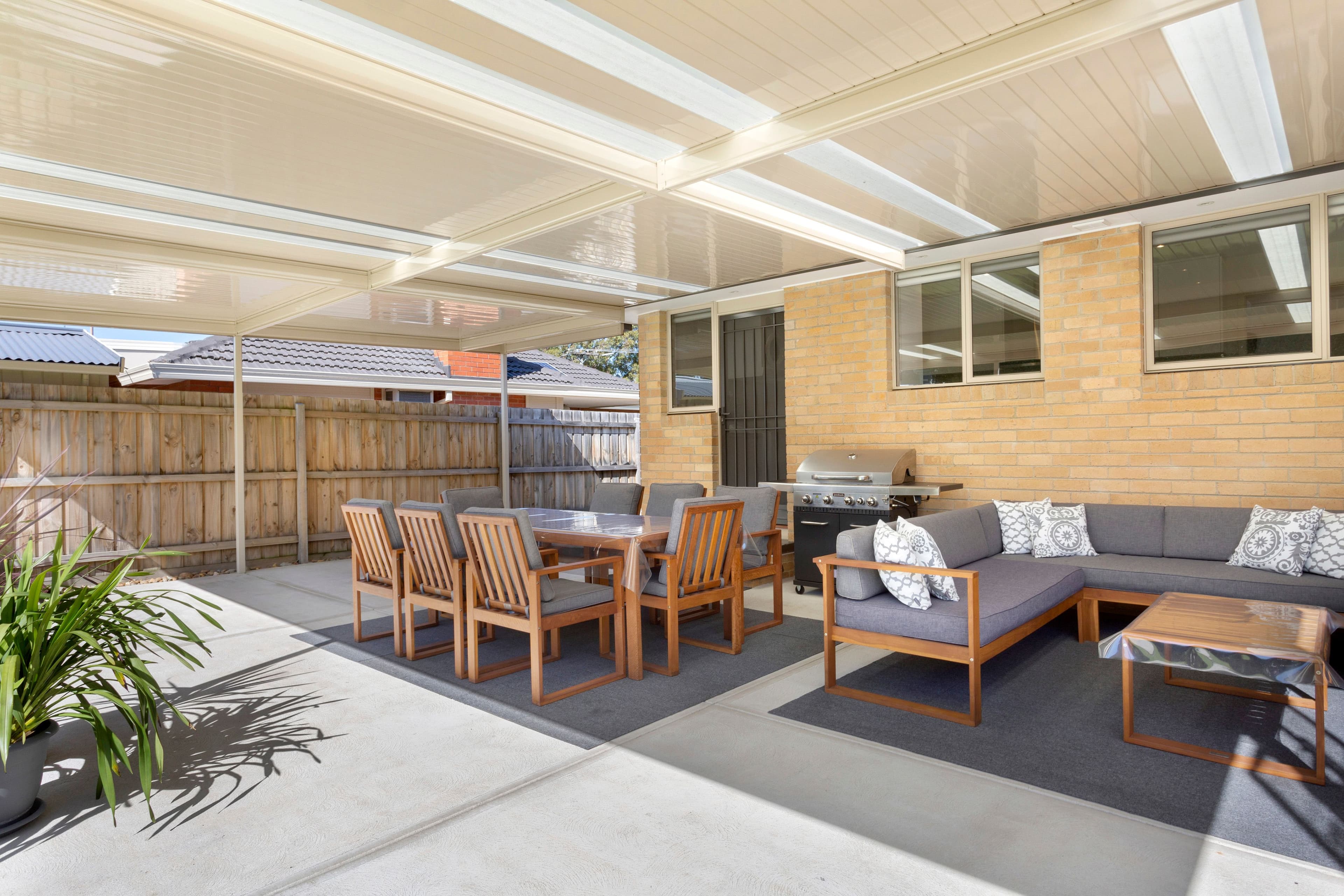 12 Terrigal Avenue, Oakleigh South VIC 3167, Oakleigh South - Thumbnail 2