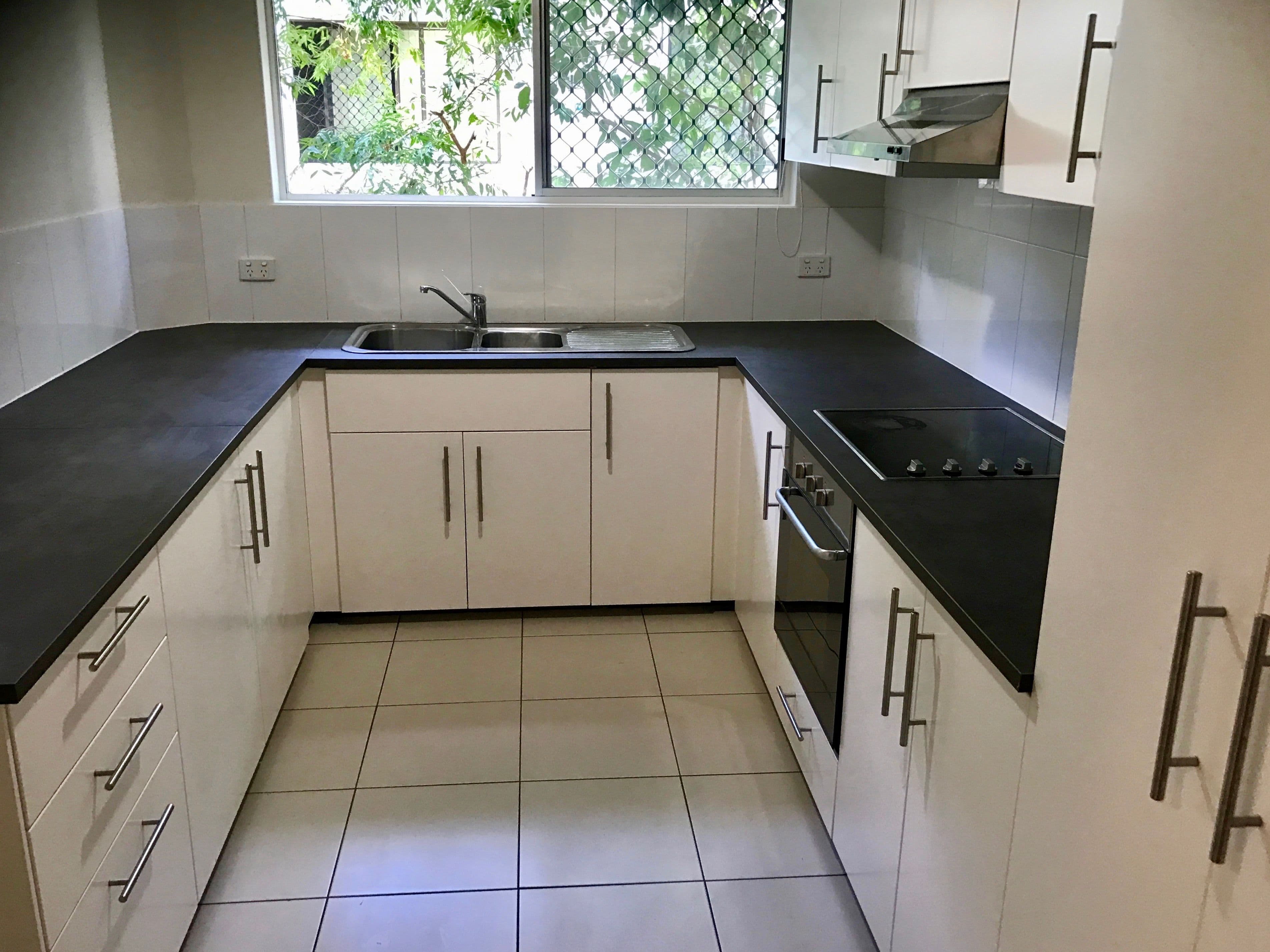 10 White Street, Southport QLD 4215, Southport - Image 1