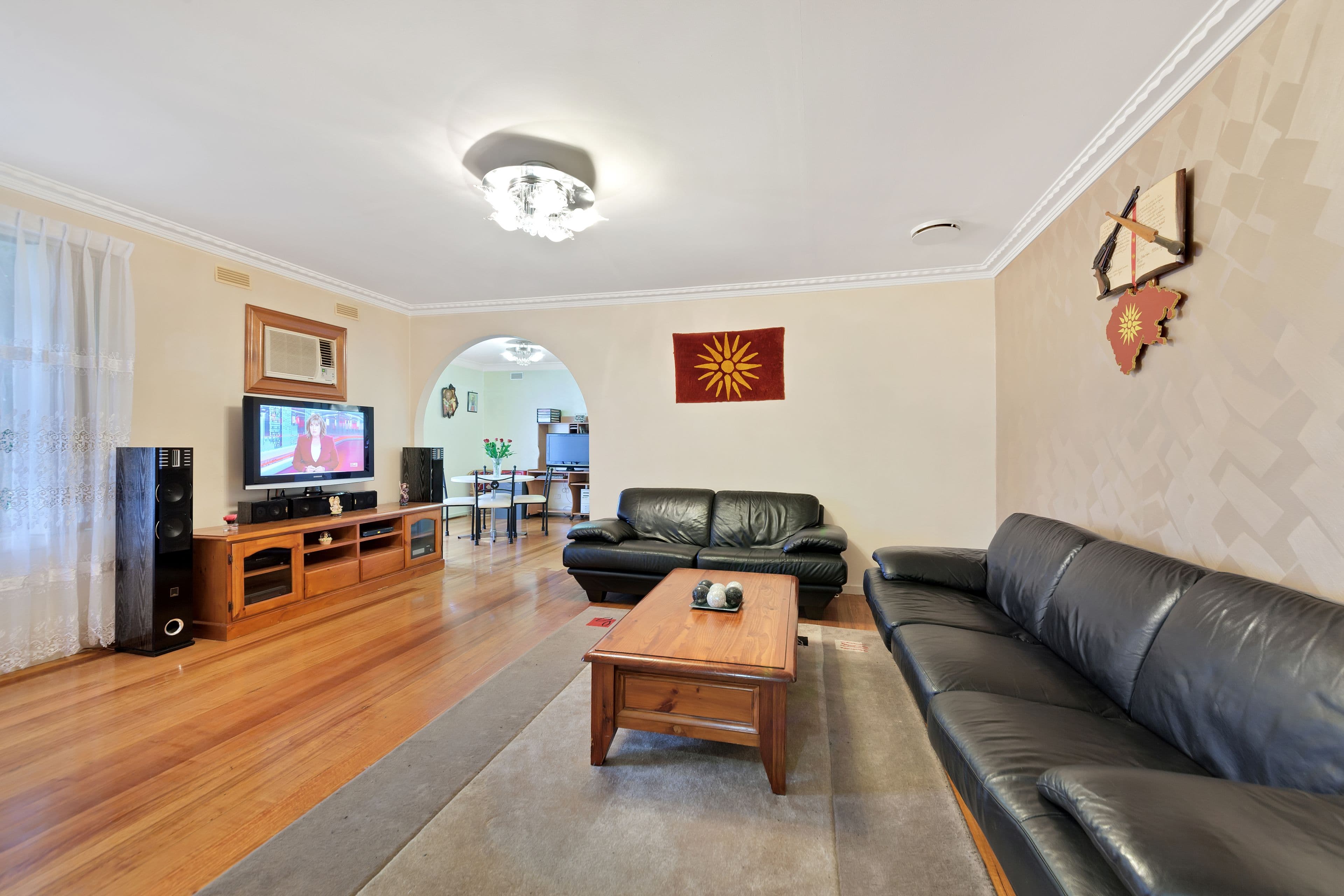 43 Roseland Crescent, Hoppers Crossing VIC 3029, Hoppers Crossing - Thumbnail 2