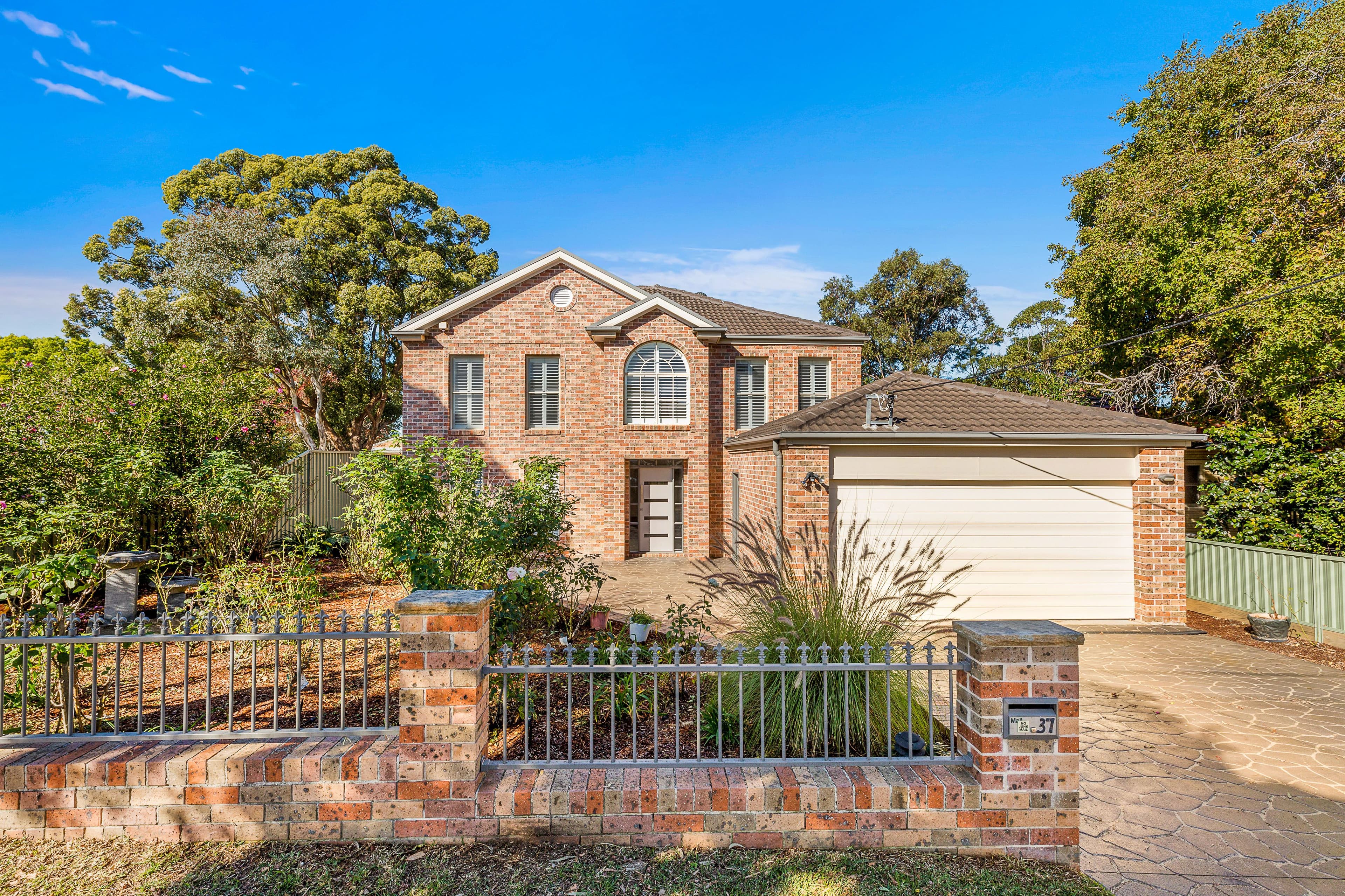 37 Badajoz Road, Ryde - Image 1