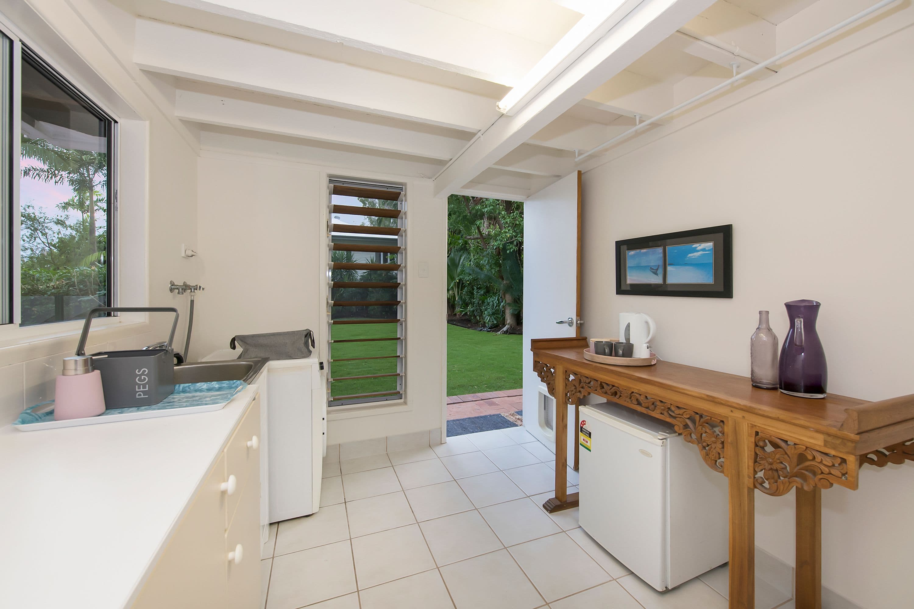 10 Palm Street, Rowes Bay QLD 4810, Rowes Bay - Thumbnail 5