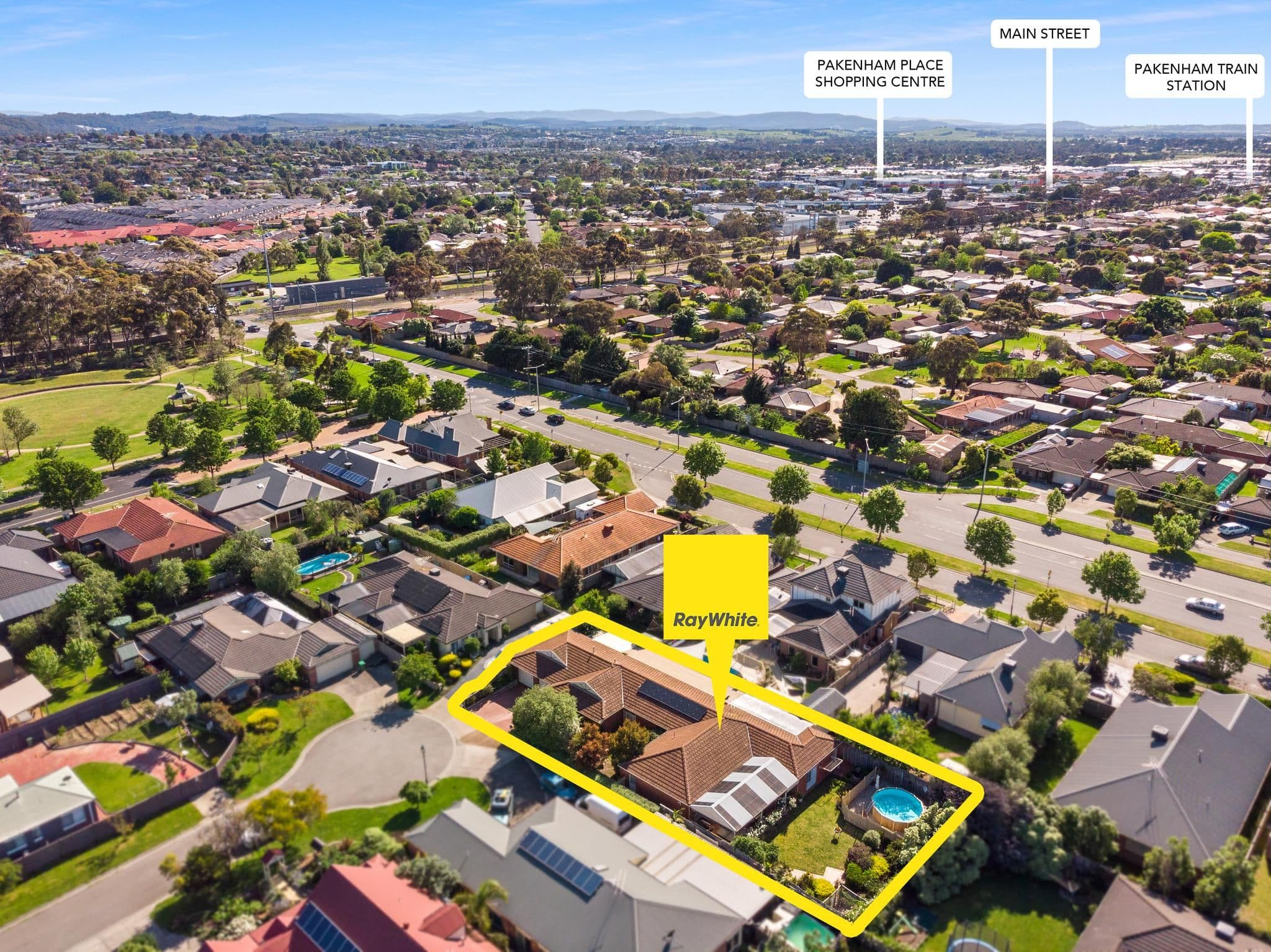 4 Federation Court, Pakenham VIC 3810, Pakenham - Thumbnail 2