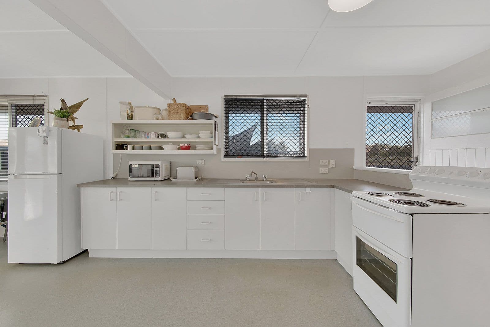 95 O'Connell Street, Barney Point QLD 4680, Barney Point - Thumbnail 4