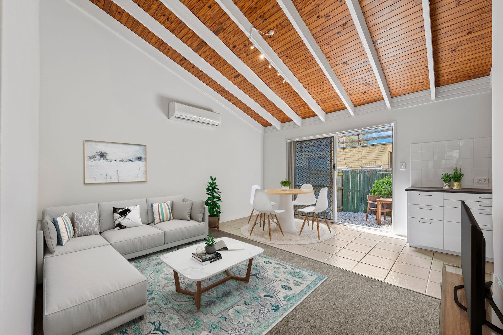 31 Grant Street, Redcliffe QLD 4020, Redcliffe - Thumbnail 2