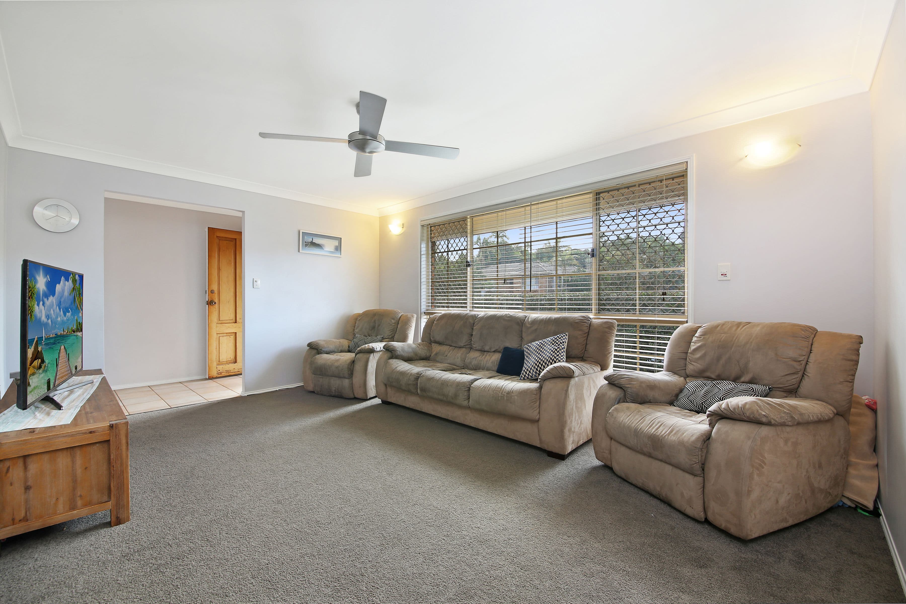 37 Allied Drive, Arundel QLD 4214, Arundel - Thumbnail 4