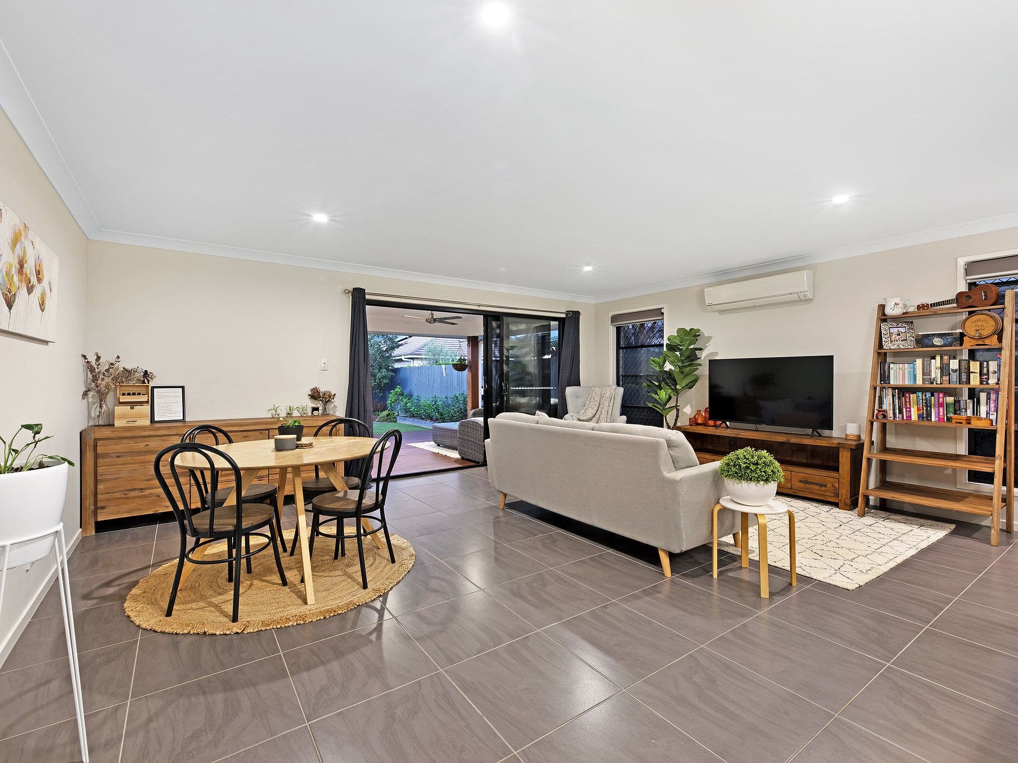 26 Splendid Drive, South Ripley QLD 4306, South Ripley - Thumbnail 2