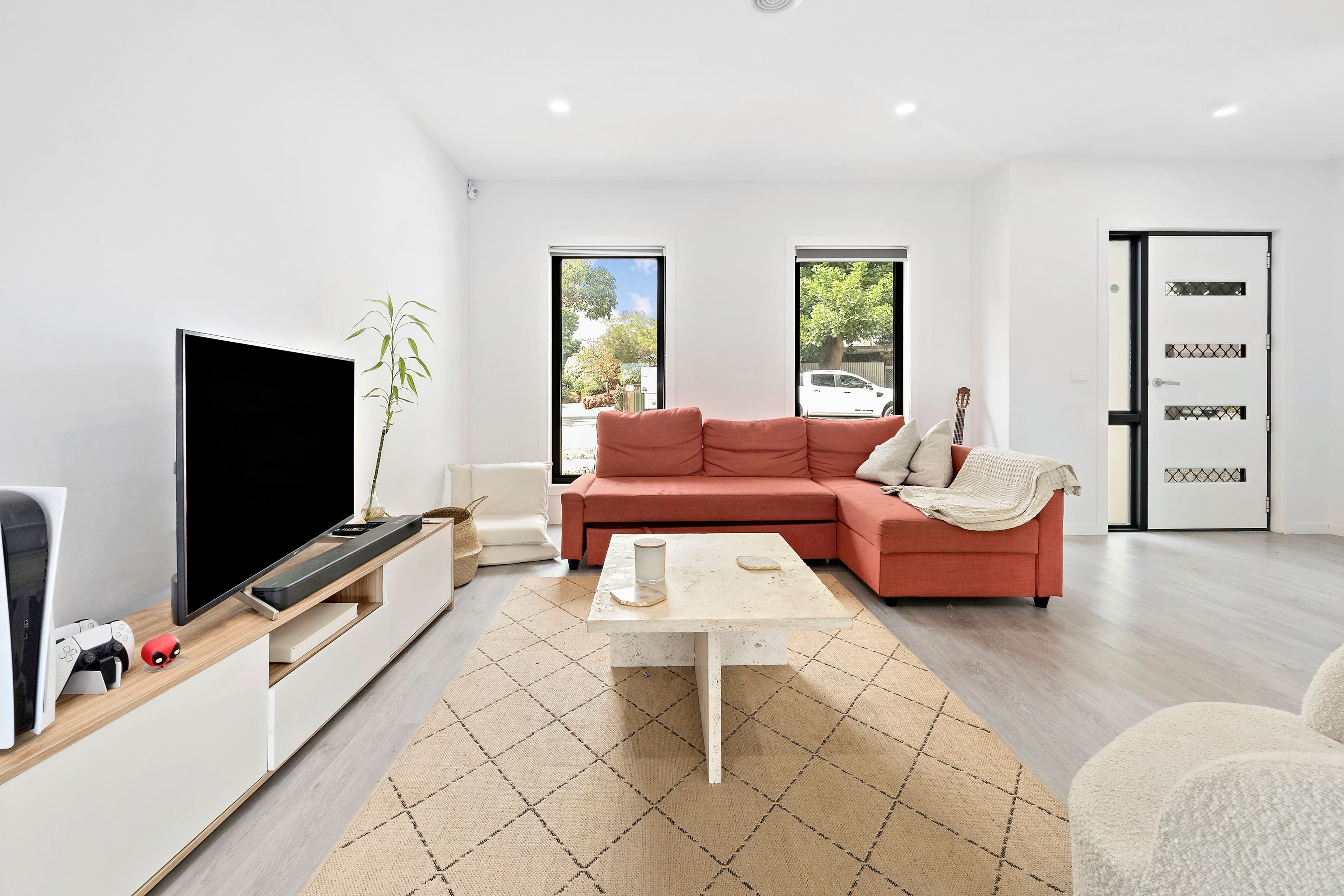 1B Campbell Street, Frankston VIC 3199, Frankston - Thumbnail 2
