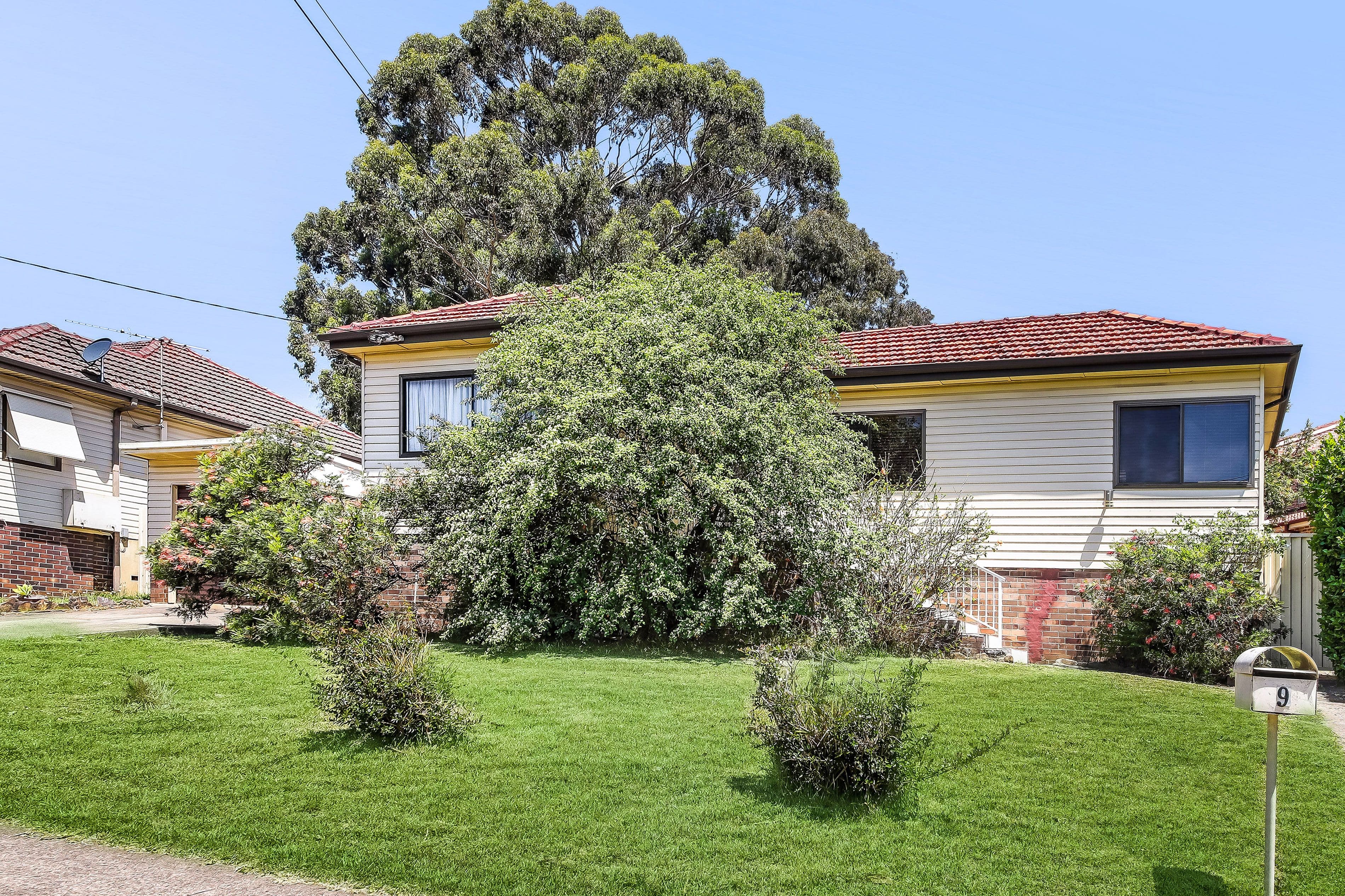 9 Arnold Avenue, Yagoona - Image 1