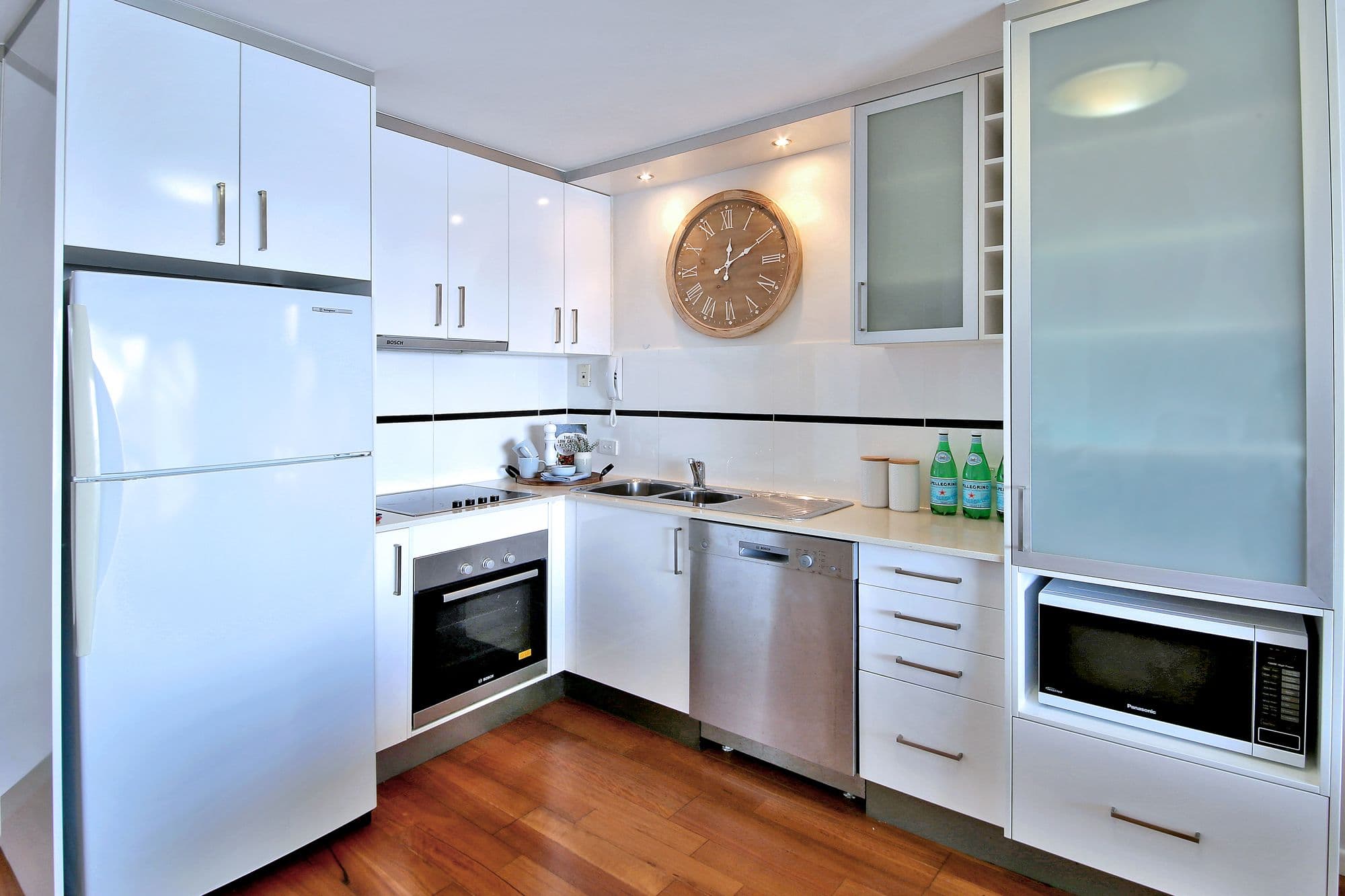 32 Duporth Avenue, Maroochydore QLD 4558, Maroochydore - Thumbnail 3