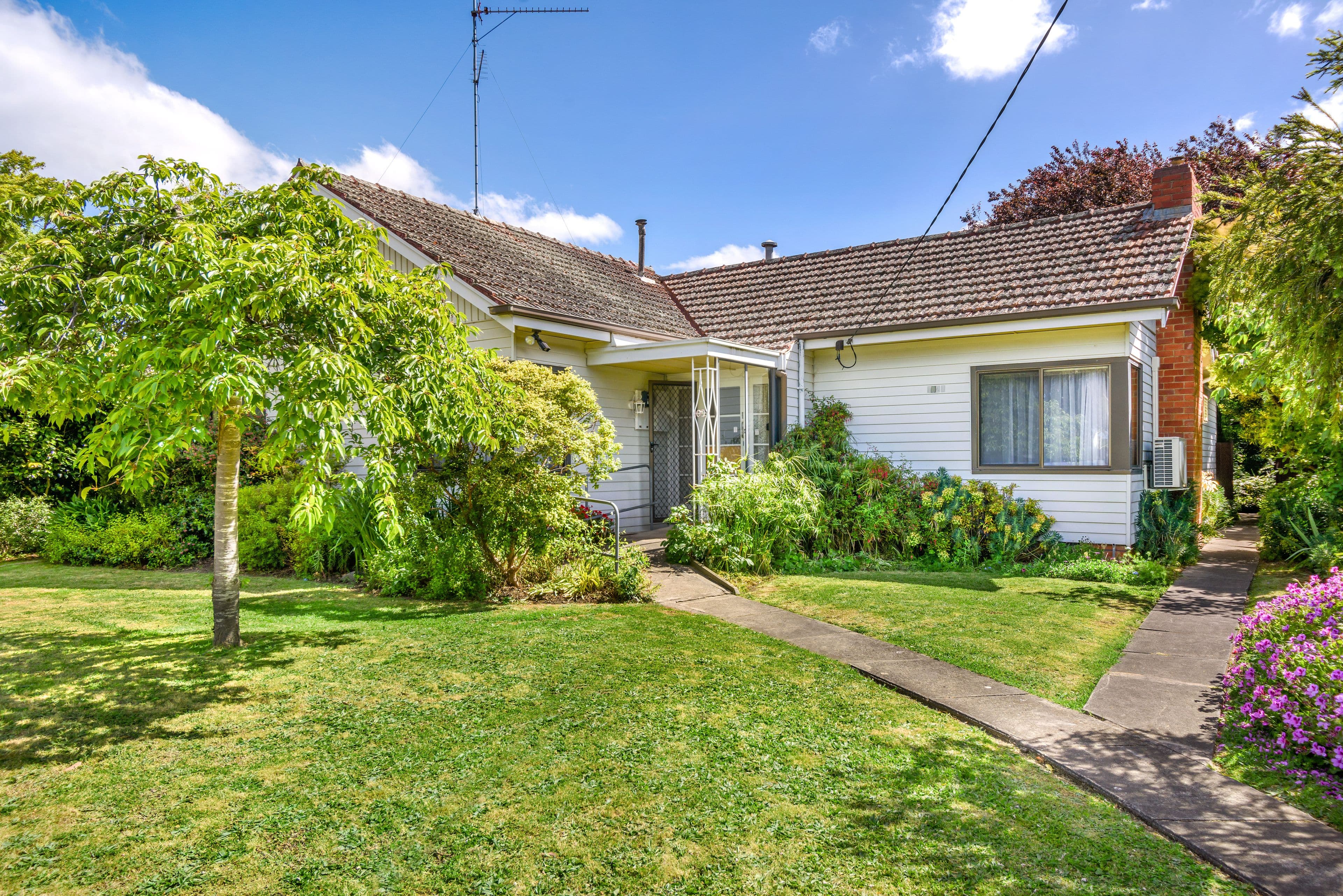 102a Yarrowee Parade, Redan VIC 3350, Redan - Image 1