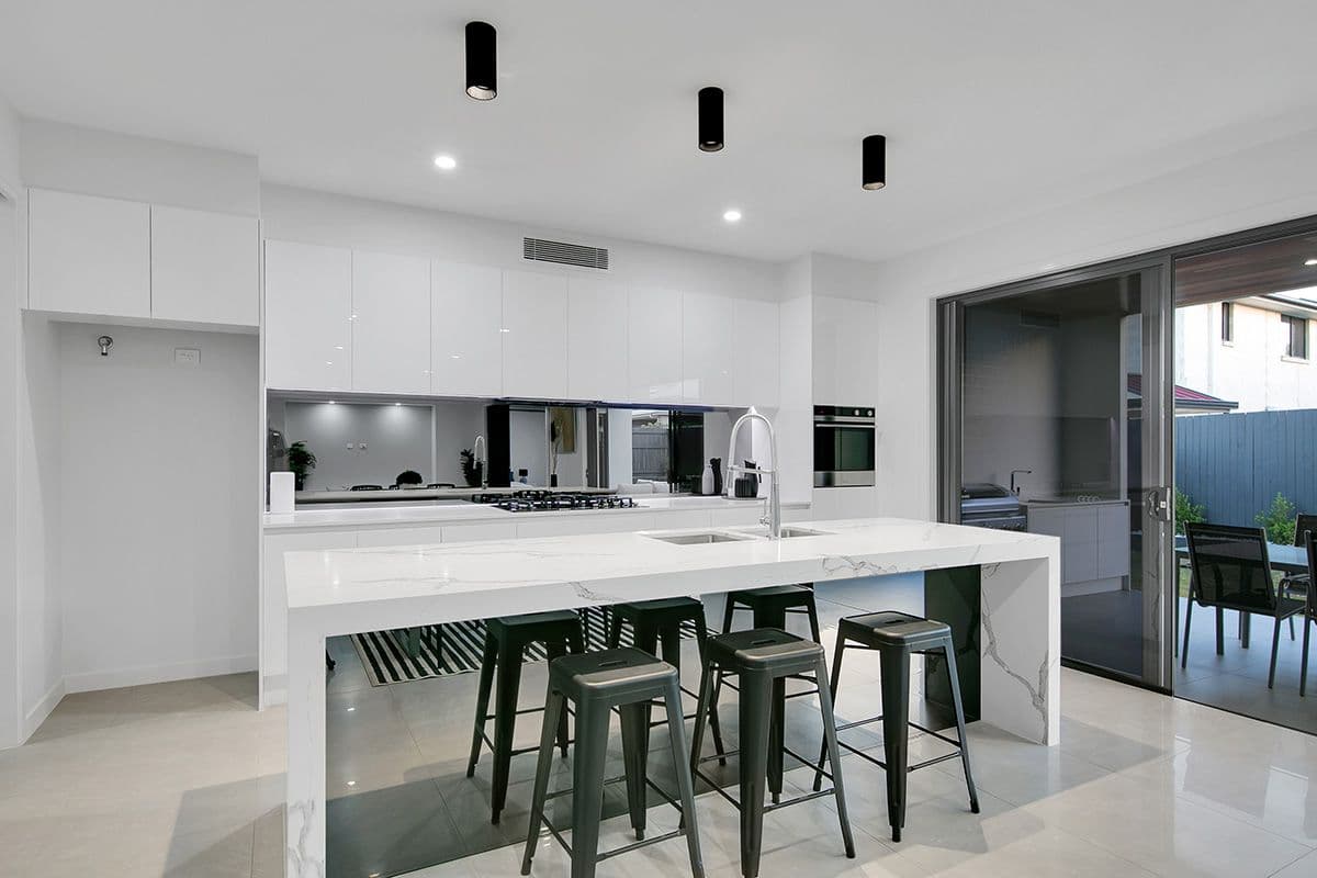 19 Carfrae Avenue, UNDERWOOD QLD 4119, Underwood - Thumbnail 2