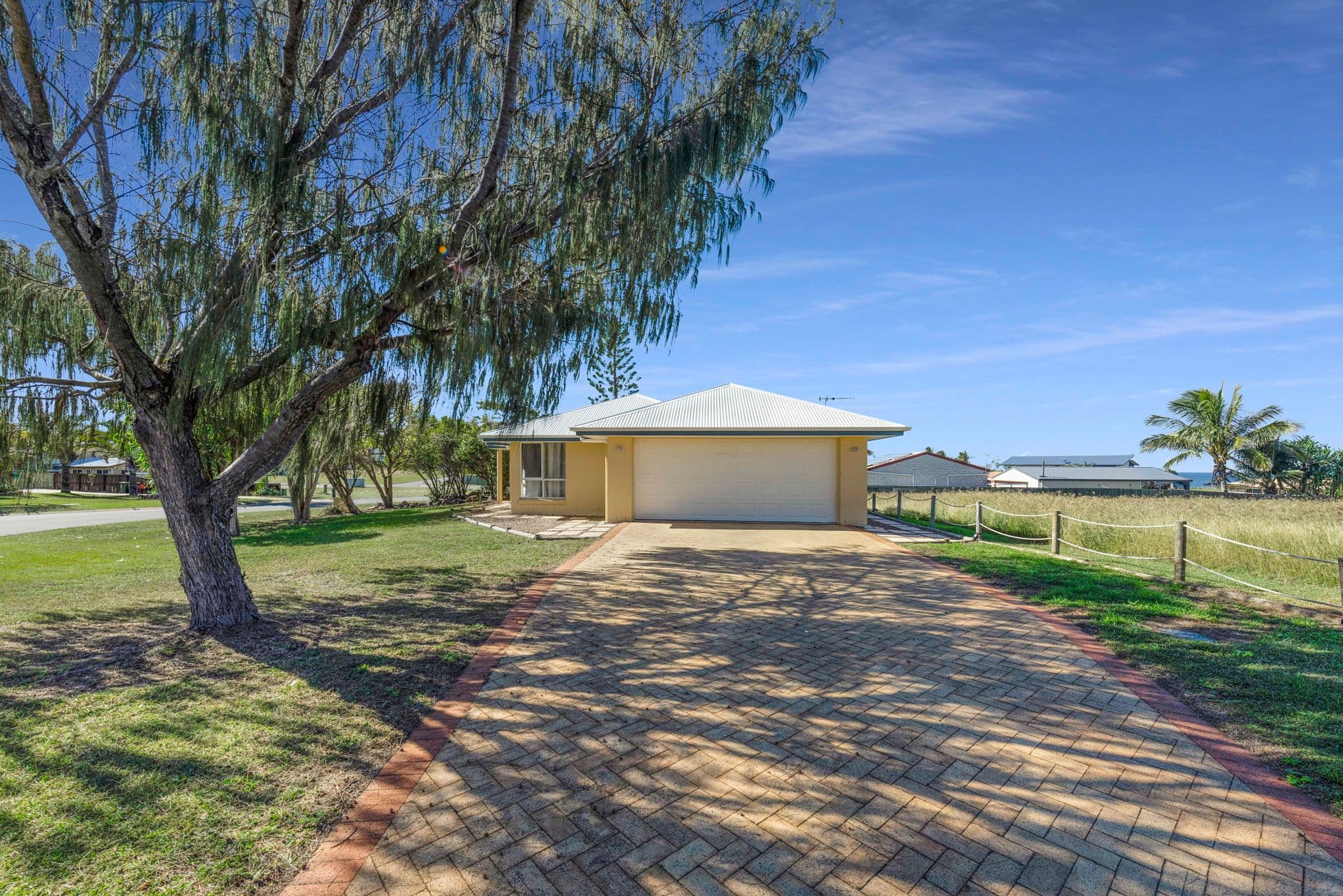 3 Tarni Street, Coral Cove QLD 4670, Coral Cove - Thumbnail 5