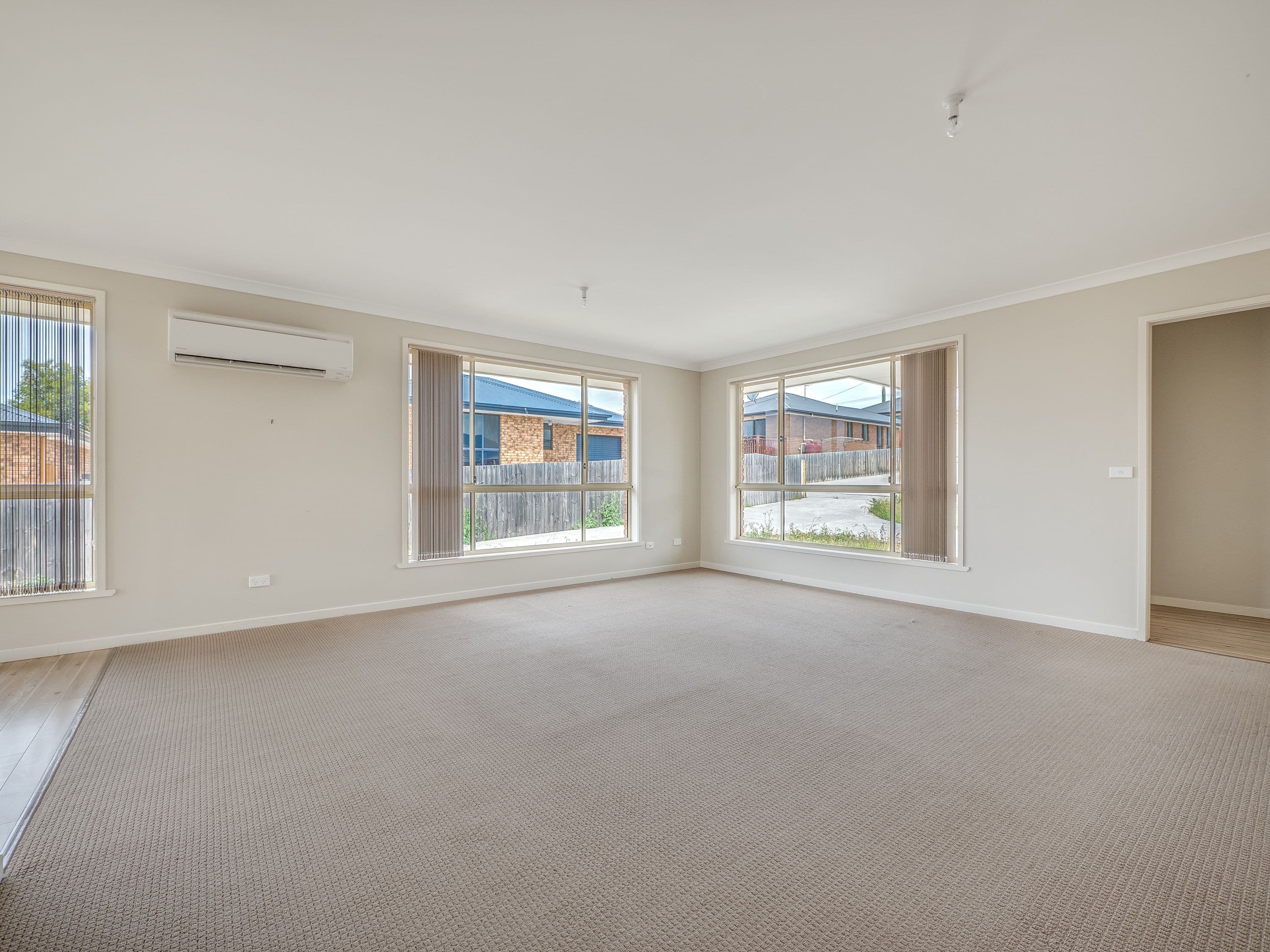 16 Burrows Avenue, Brighton TAS 7030, Brighton - Thumbnail 4
