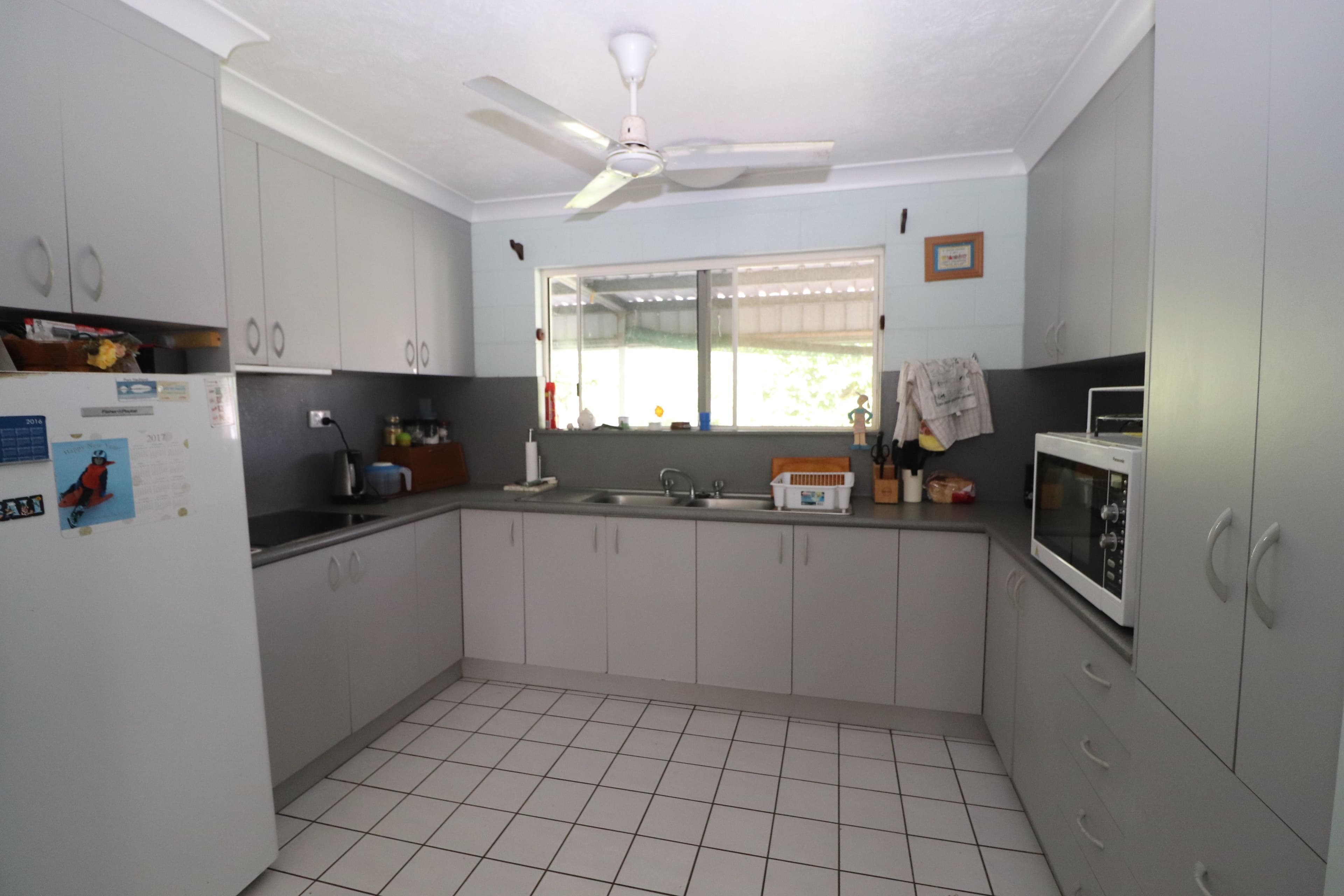 58 Carr Crescent, Lucinda QLD 4850, Lucinda - Thumbnail 2