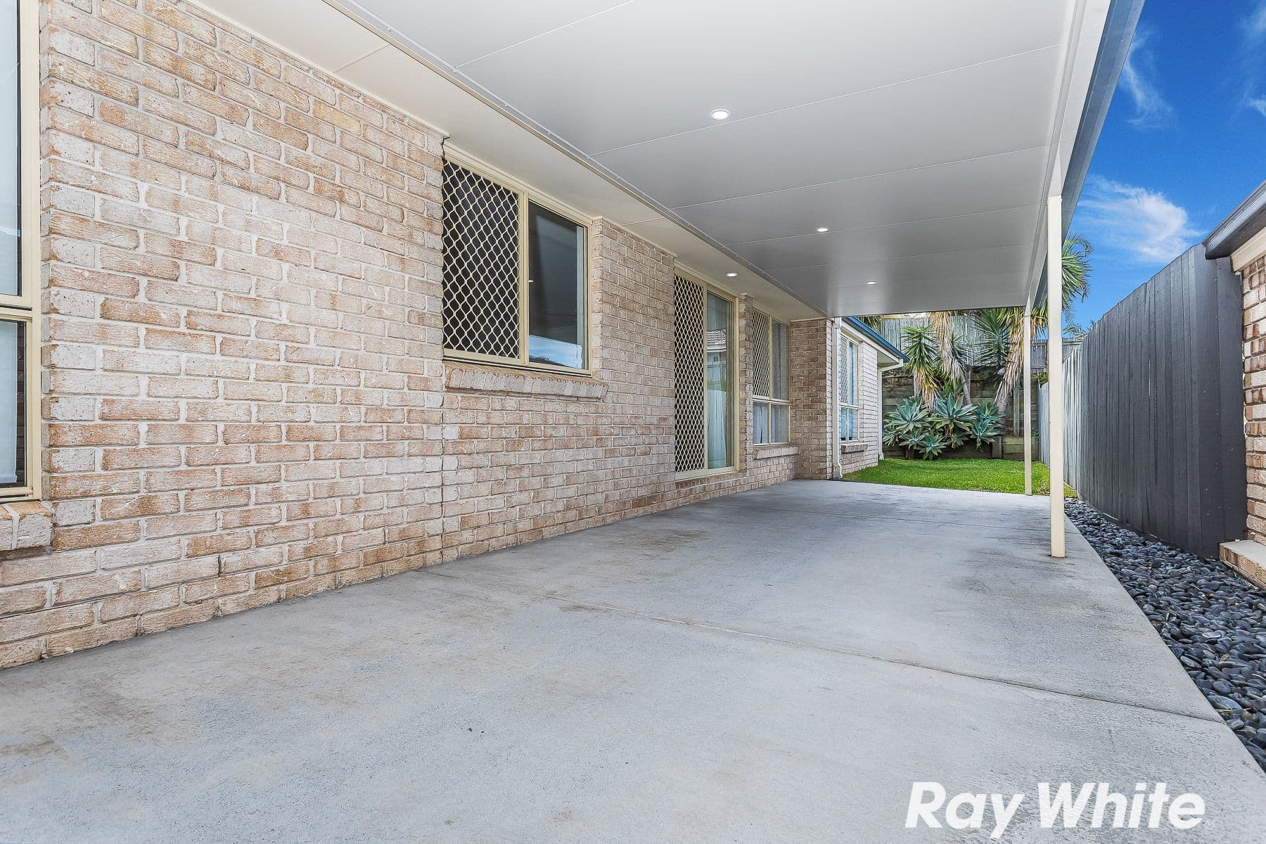 18 Mowbray Court, Kallangur QLD 4503, Kallangur - Thumbnail 2