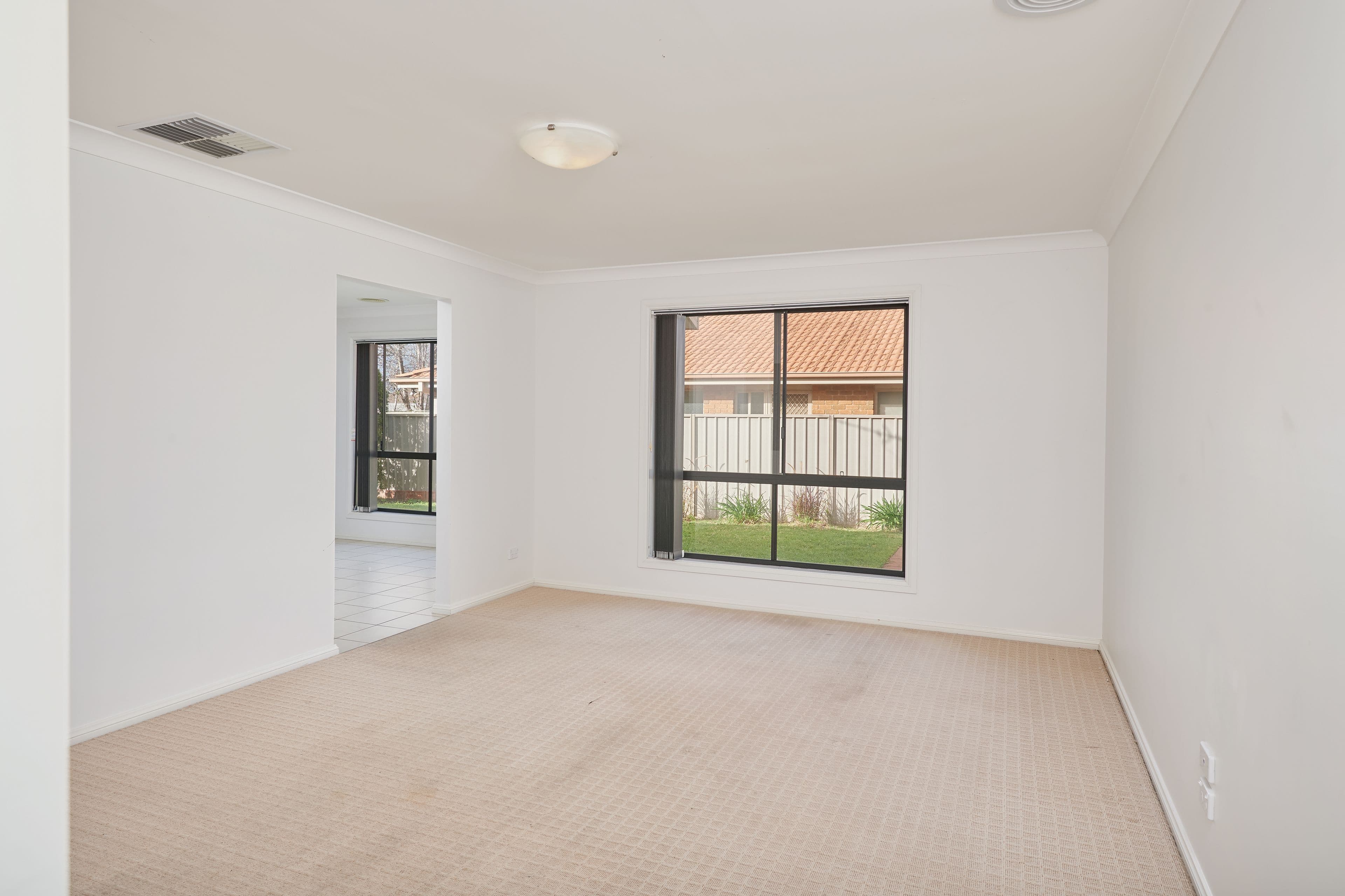 13 Womboin Crescent, Glenfield Park NSW 2650, Glenfield Park - Thumbnail 3