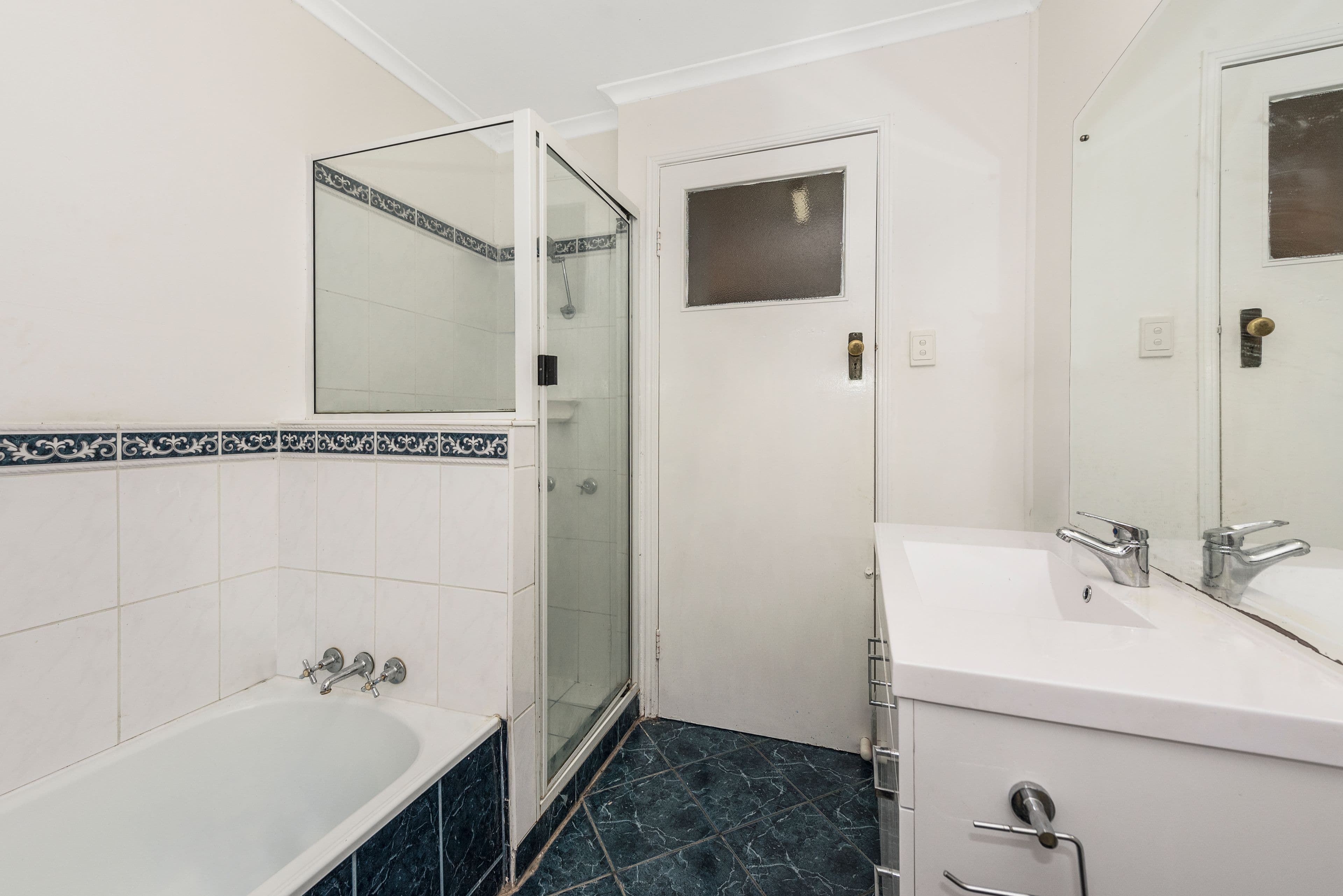 250 Charles Street, Cranbrook QLD 4814, Cranbrook - Thumbnail 4