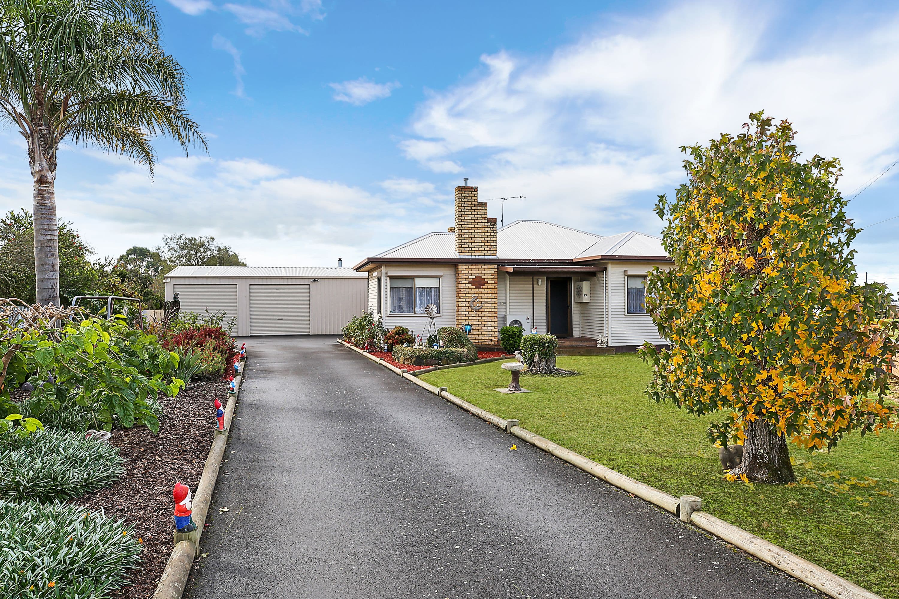 10 Stirling Street, Cobden VIC 3266, Cobden - Thumbnail 2