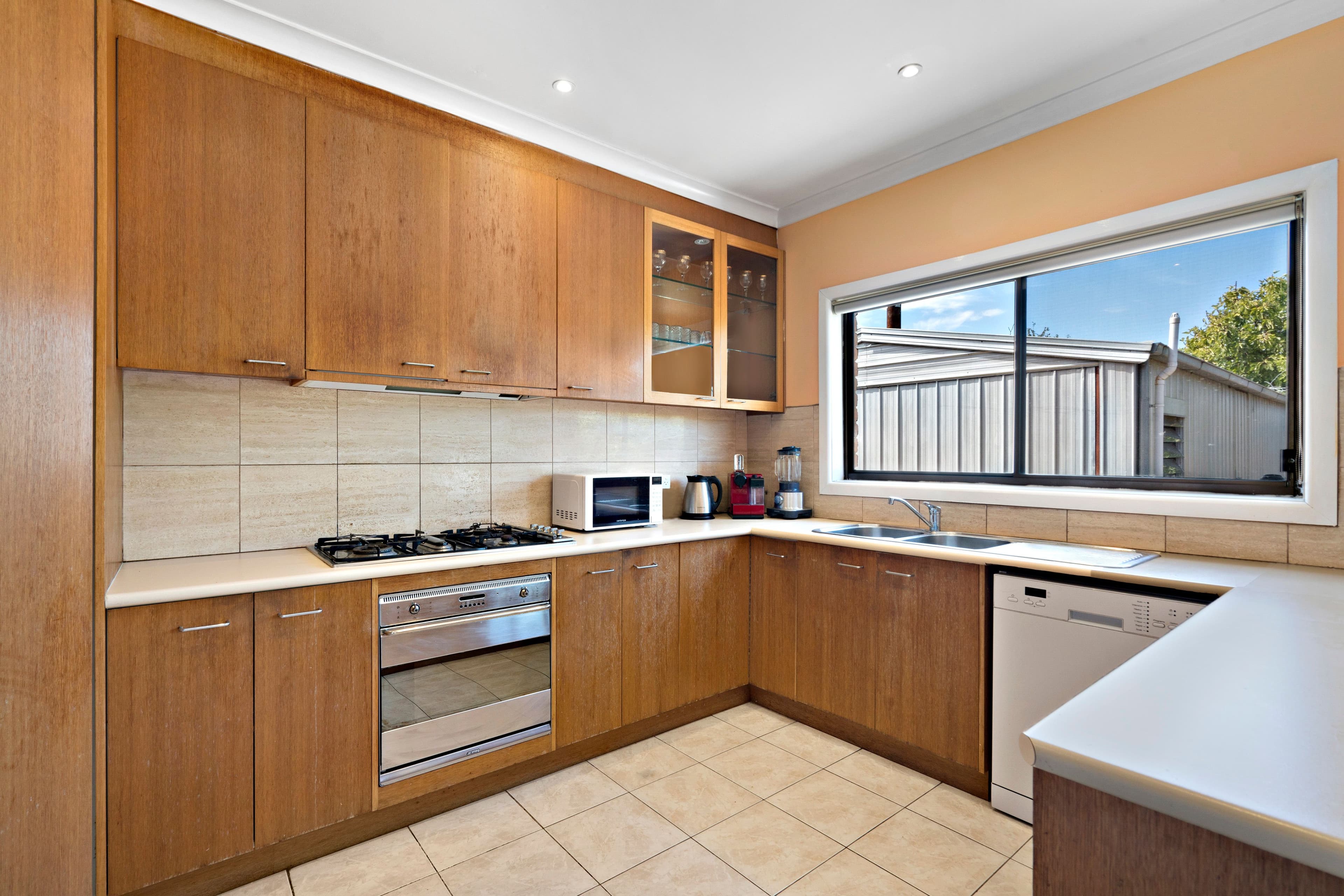 40 Highland Avenue, Oakleigh East VIC 3166, Oakleigh East - Thumbnail 3