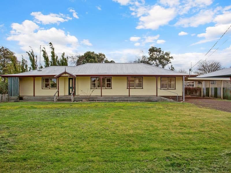 1 Murnane, Terang VIC 3264, Terang - Image 1